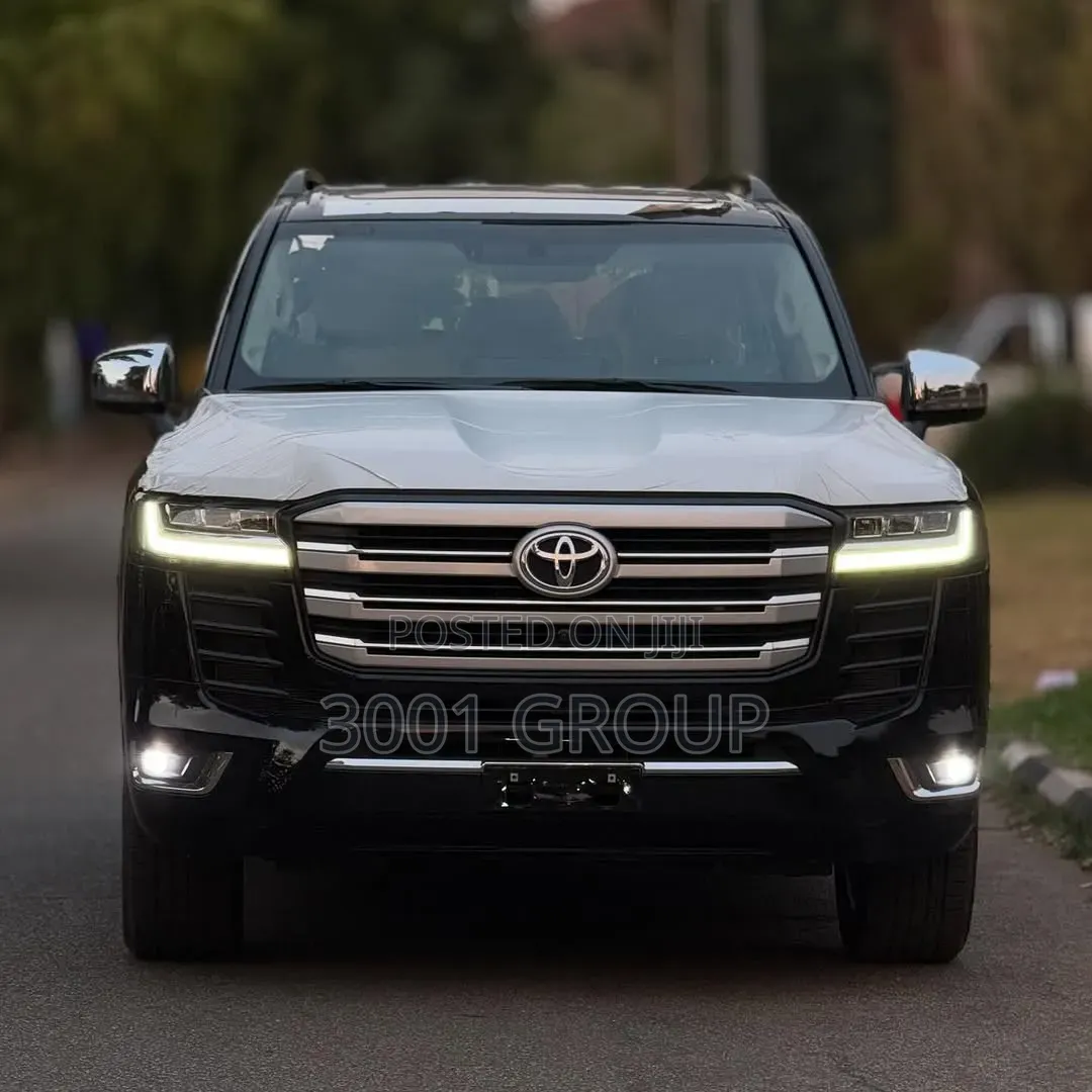 New Toyota Land Cruiser 2025 Black