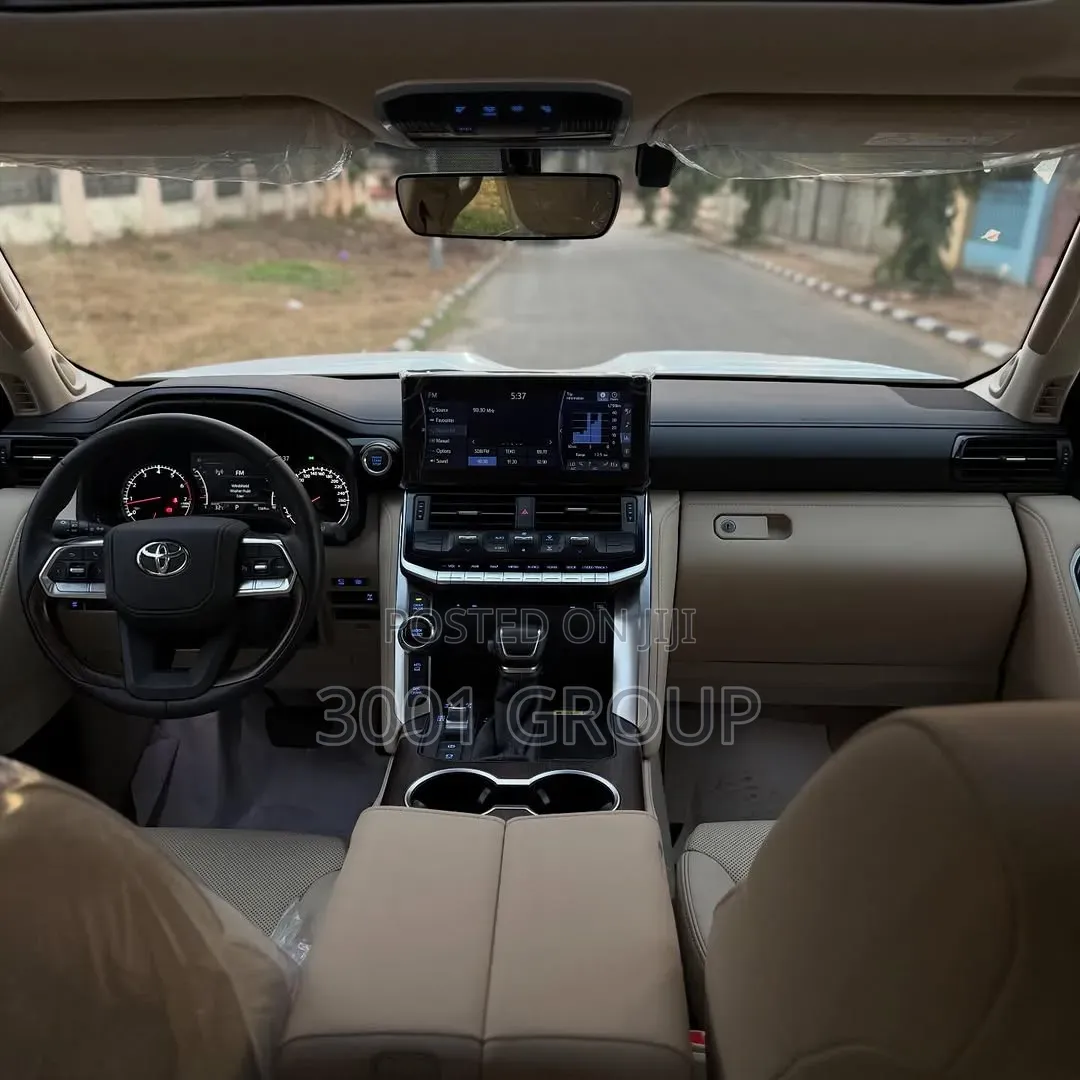 New Toyota Land Cruiser 2025 Black