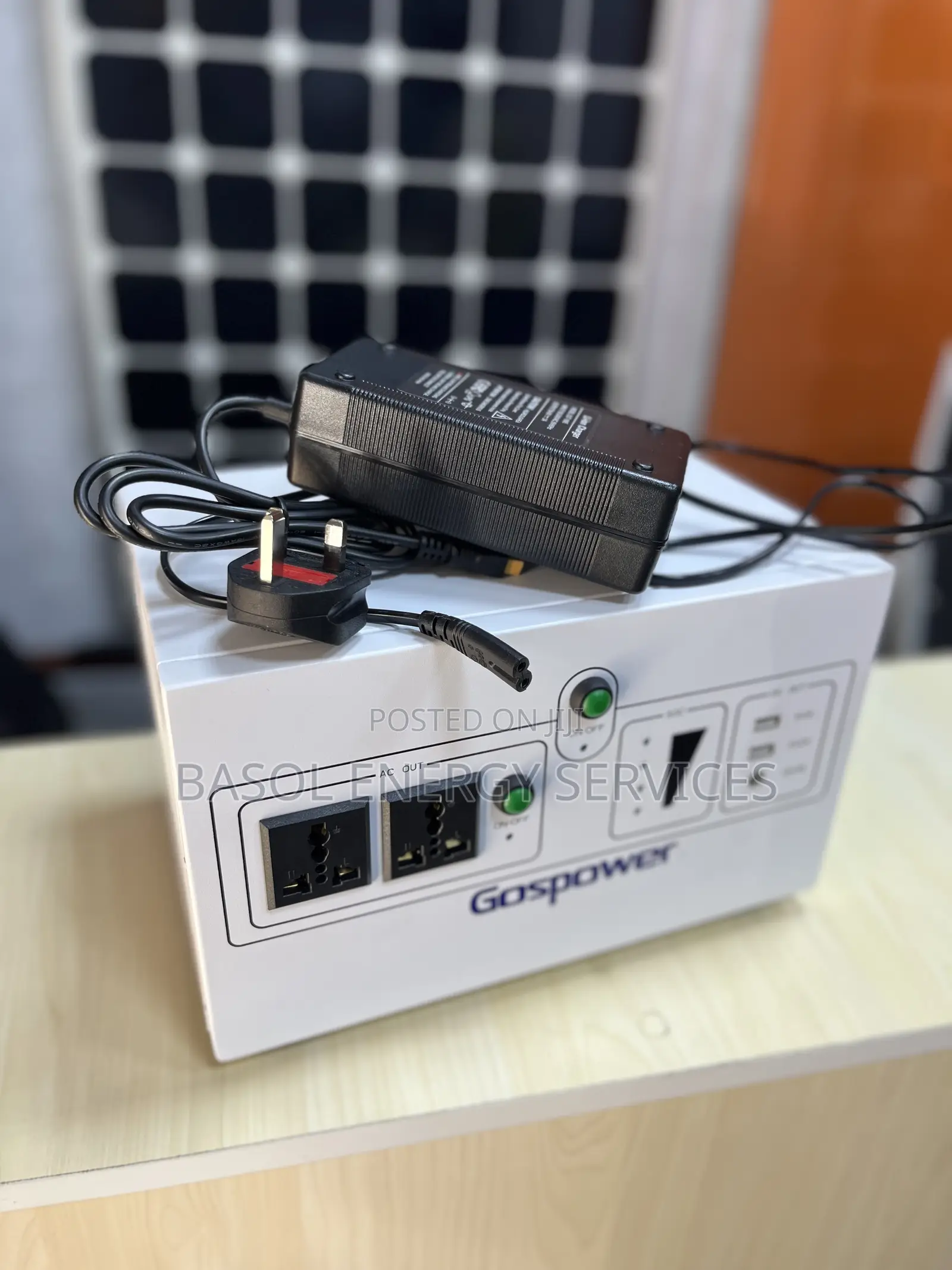 Gods Power Solar Generator 1000w/1.5kwh