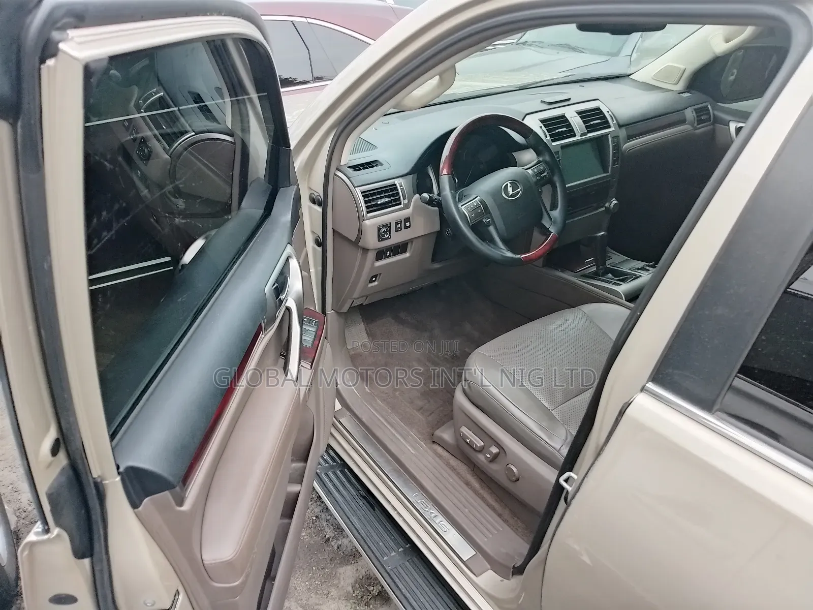 Lexus GX 460 Premium 2012 Gold