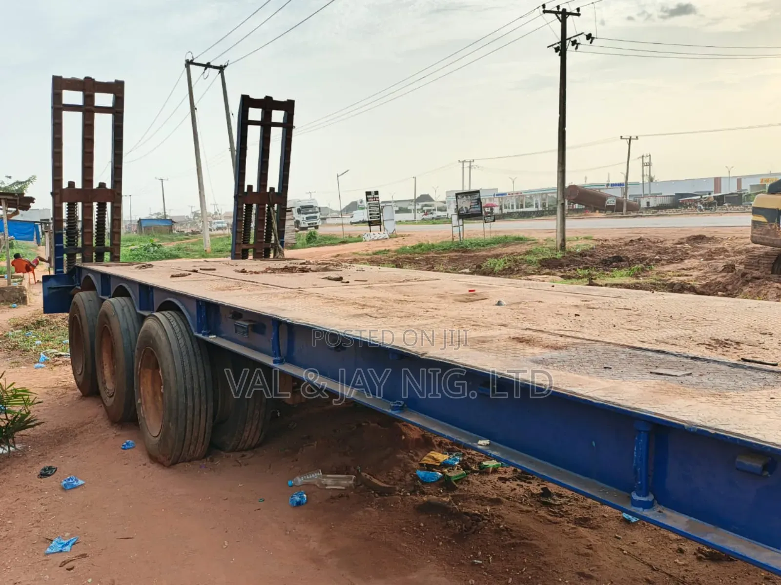 100 Tons 3 Axles Lowbed - Company Use