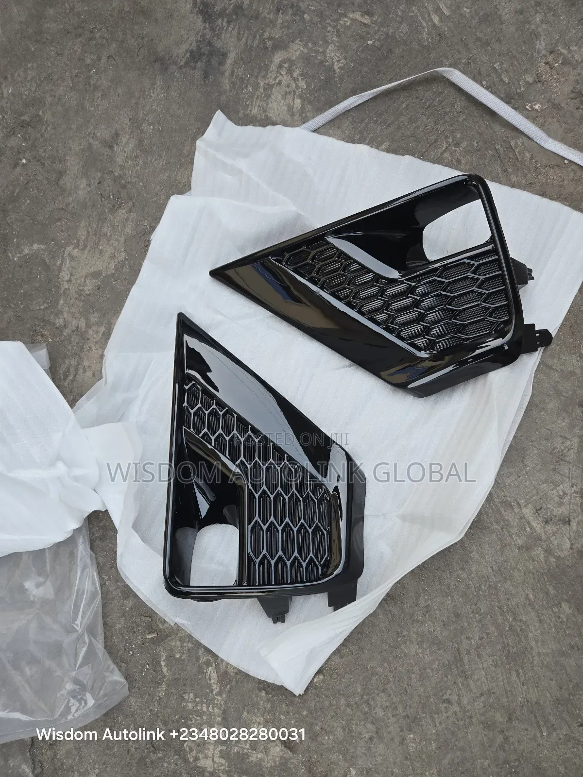 Foglamp Cover for Toyota Land Cruiser Prado 2021/2023 Direct