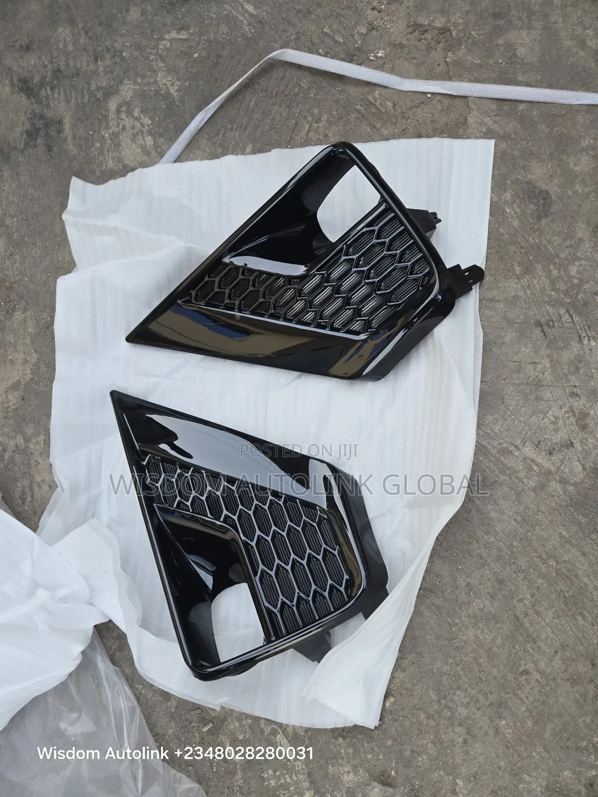 Foglamp Cover for Toyota Land Cruiser Prado 2021/2023 Direct