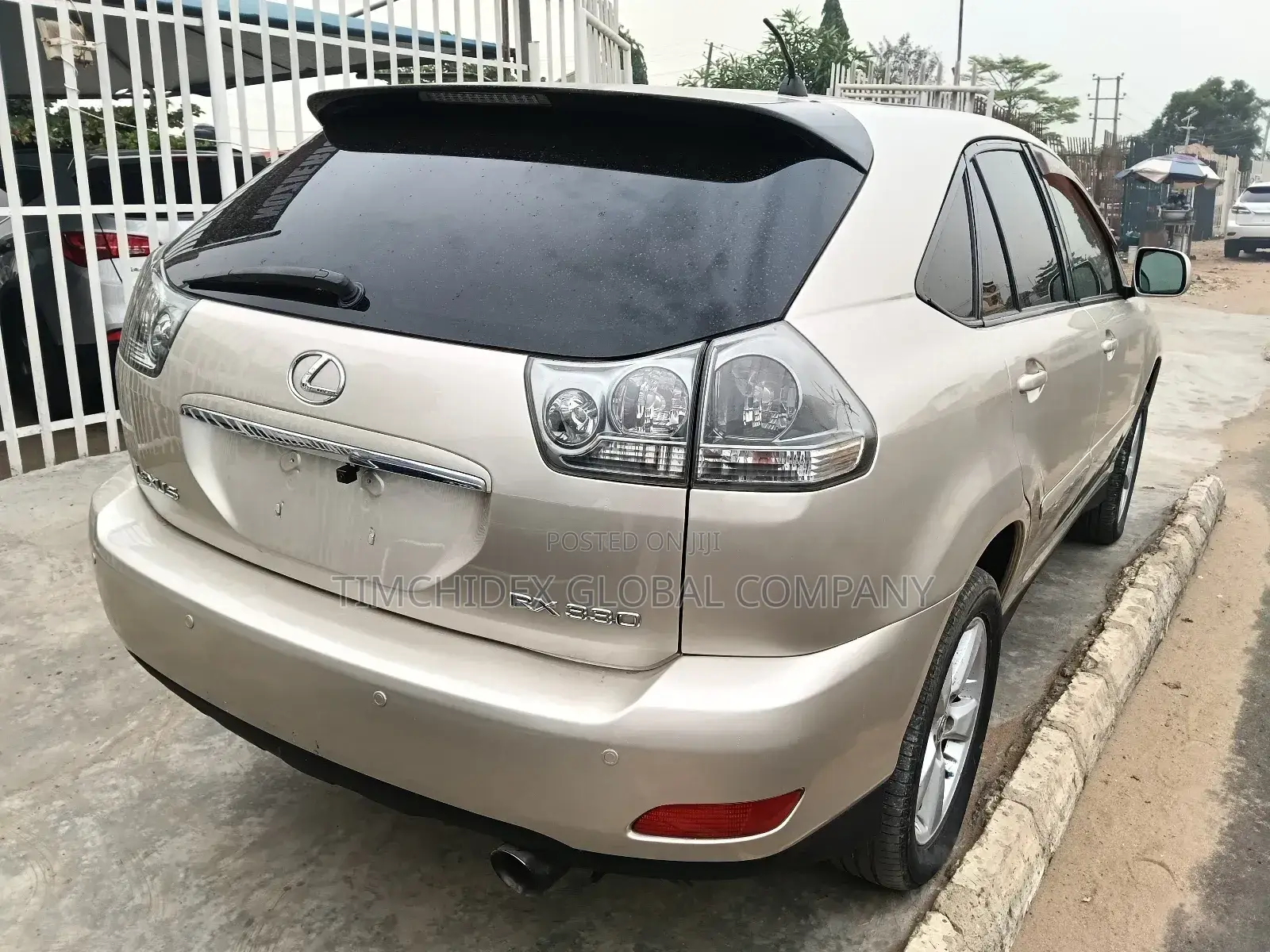 Lexus RX 330 2004 Gold