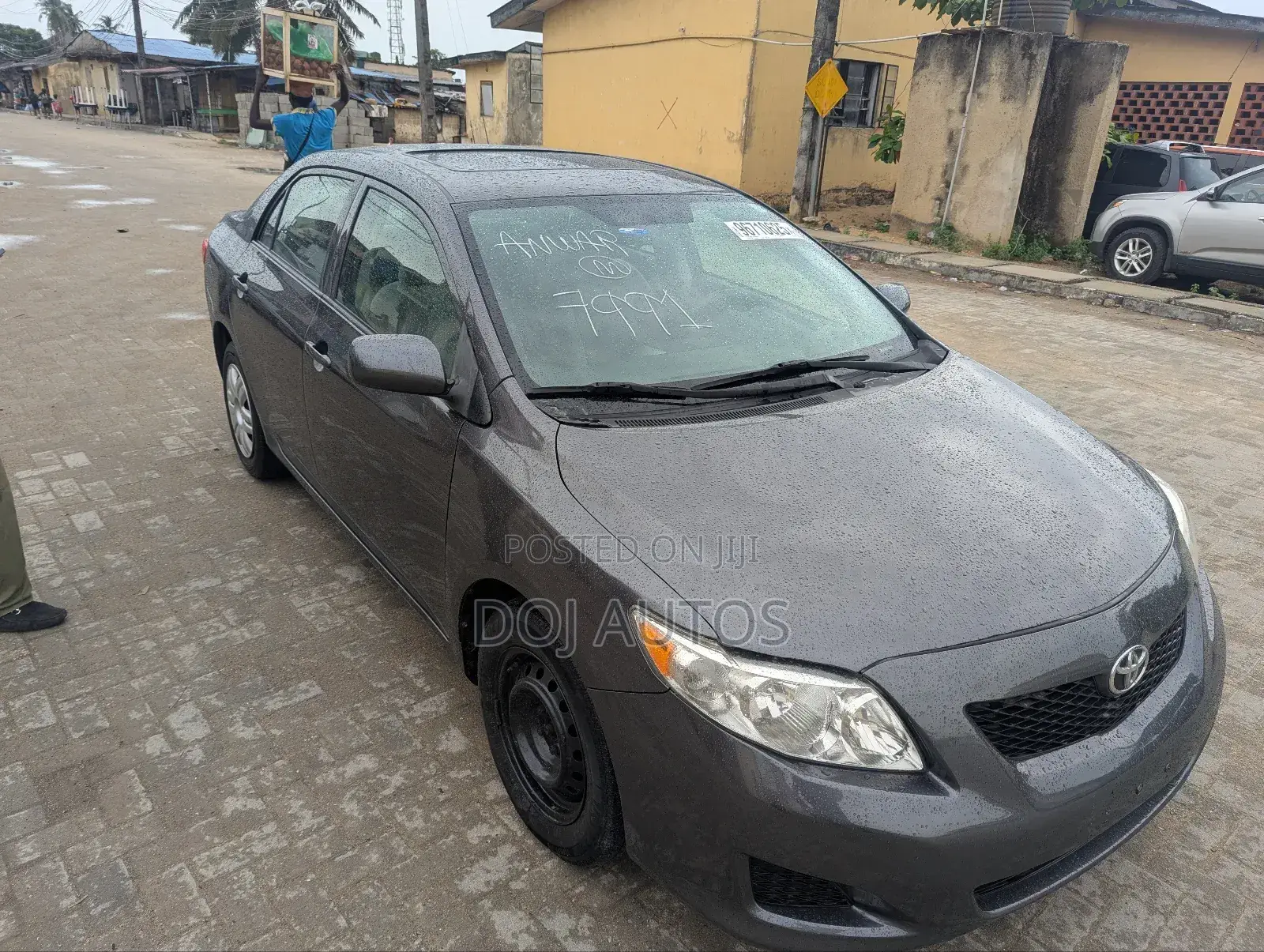 Toyota Corolla LE 4dr Sedan (1.8L 4 cyl 4A) 2009 Gray