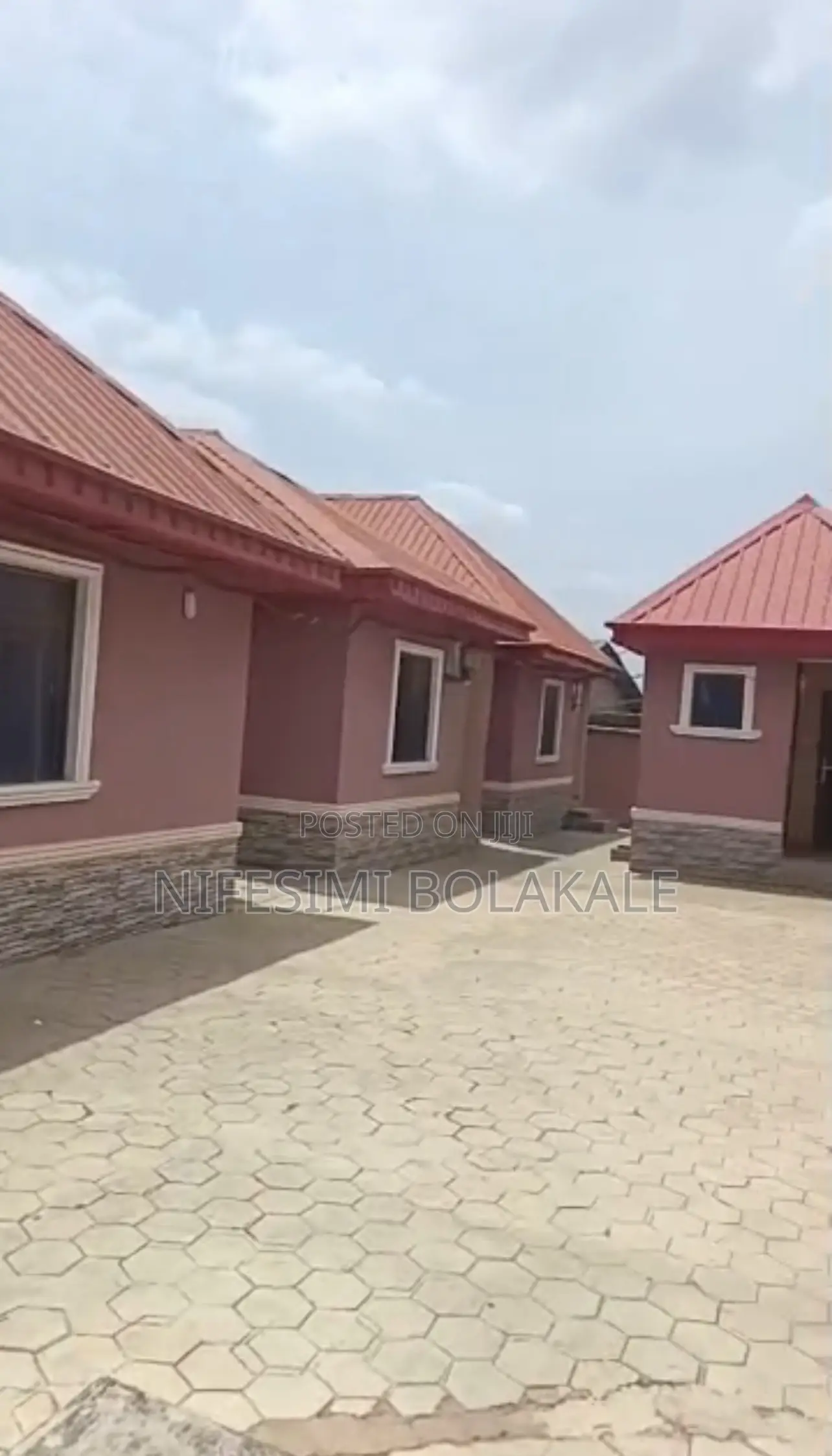 13bdrm Block of Flats in Apete, Eleyele for sale