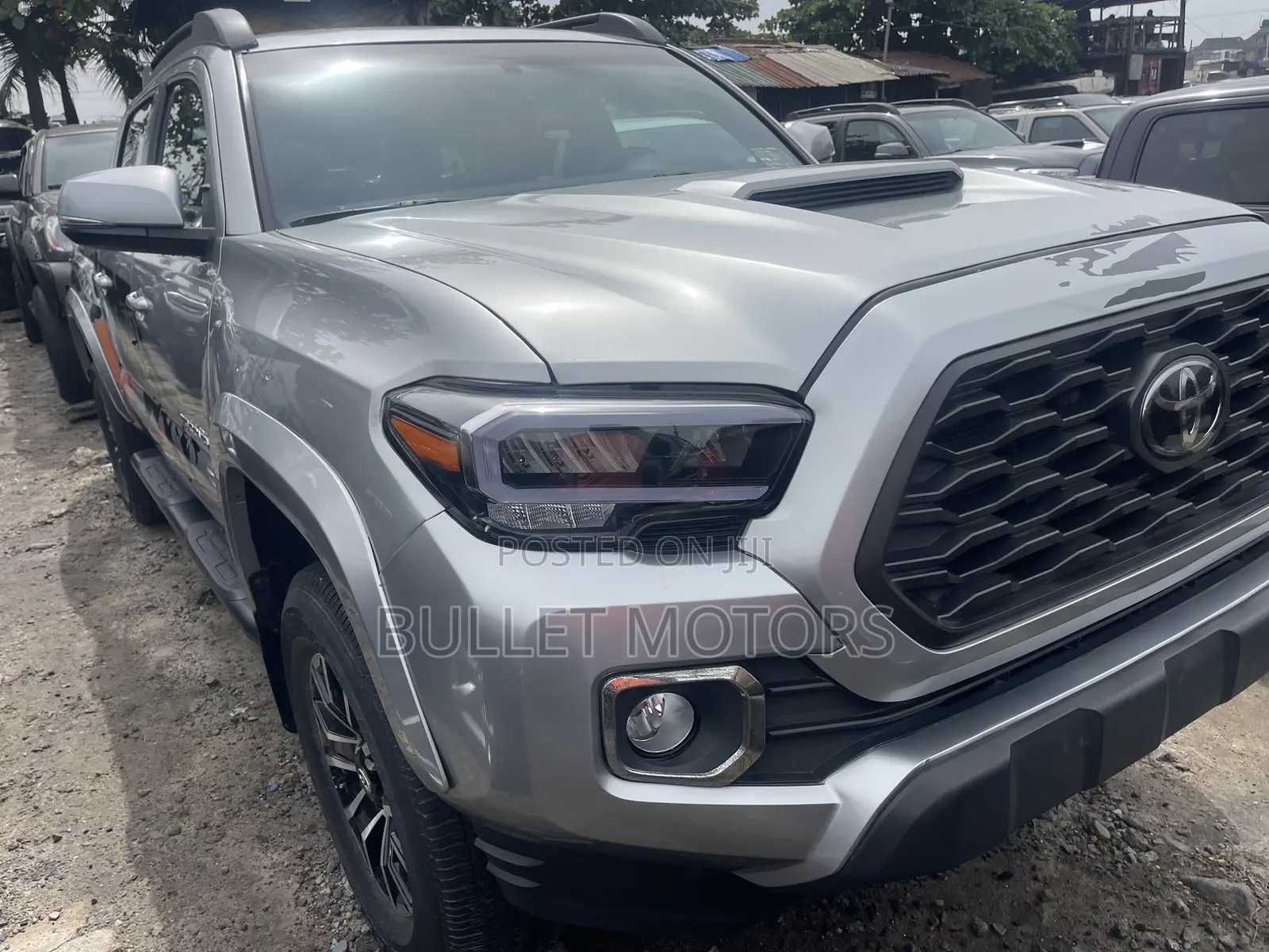 Toyota Tacoma Limited 2022 Silver