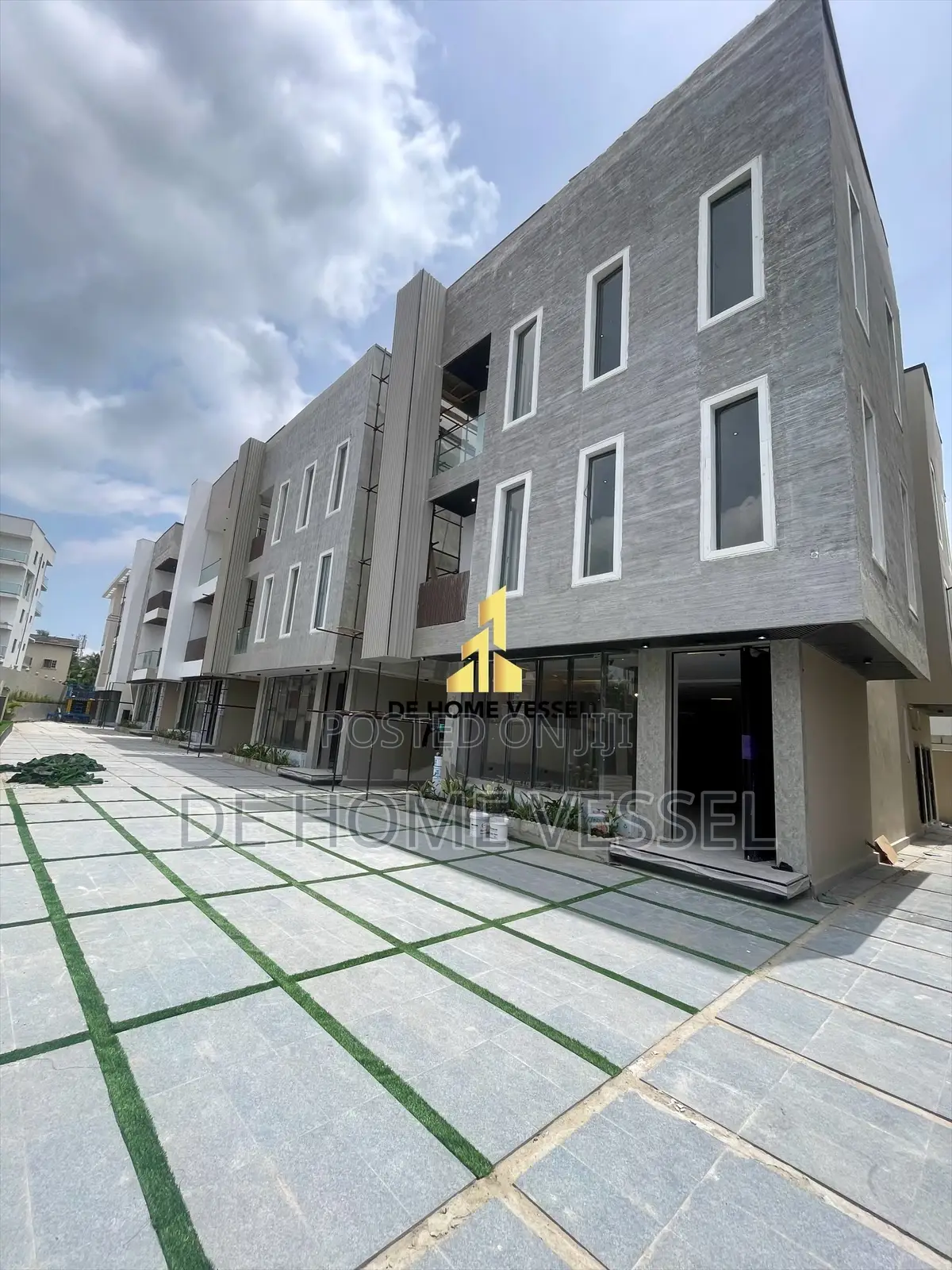 5bdrm Duplex in Ikoyi for sale