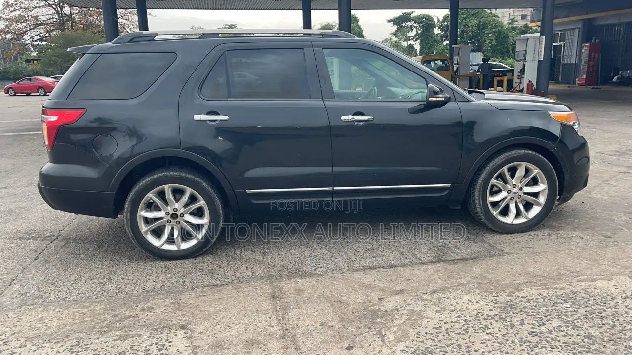 Ford Explorer Limited 4dr 4x4 (3.5L 6cyl 6A) 2013 Black