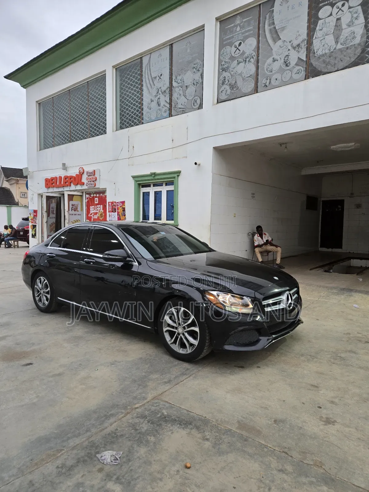 Mercedes-Benz C300 Base Sedan RWD (2.0L 4cyl 7A) 2016 Black