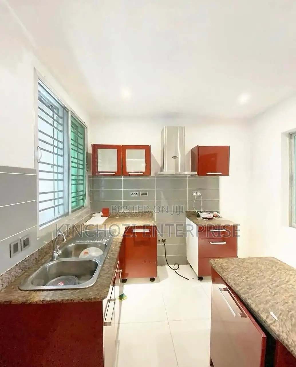 2bdrm Maisonette in Richmond Gate Estate for rent