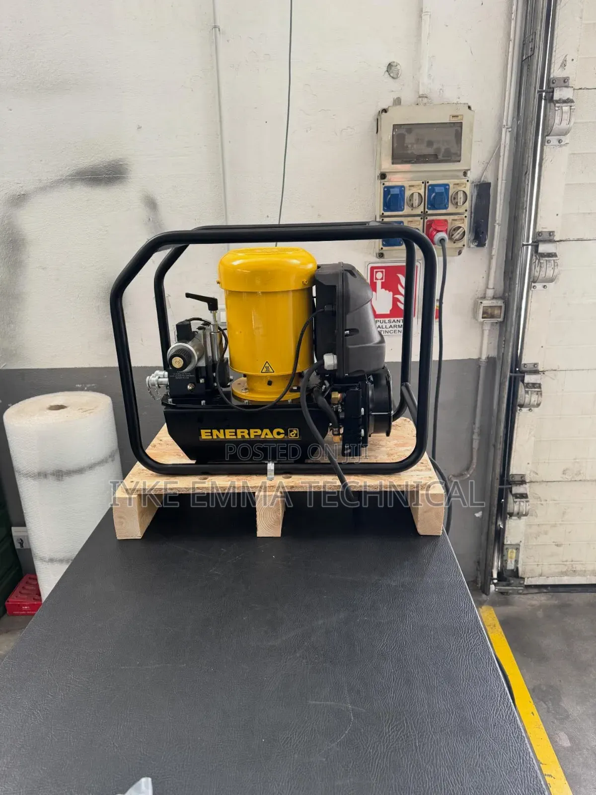 Enerpac Ze5208tw-QHR Electric Hydraulic Torque Wrench Pump Unit