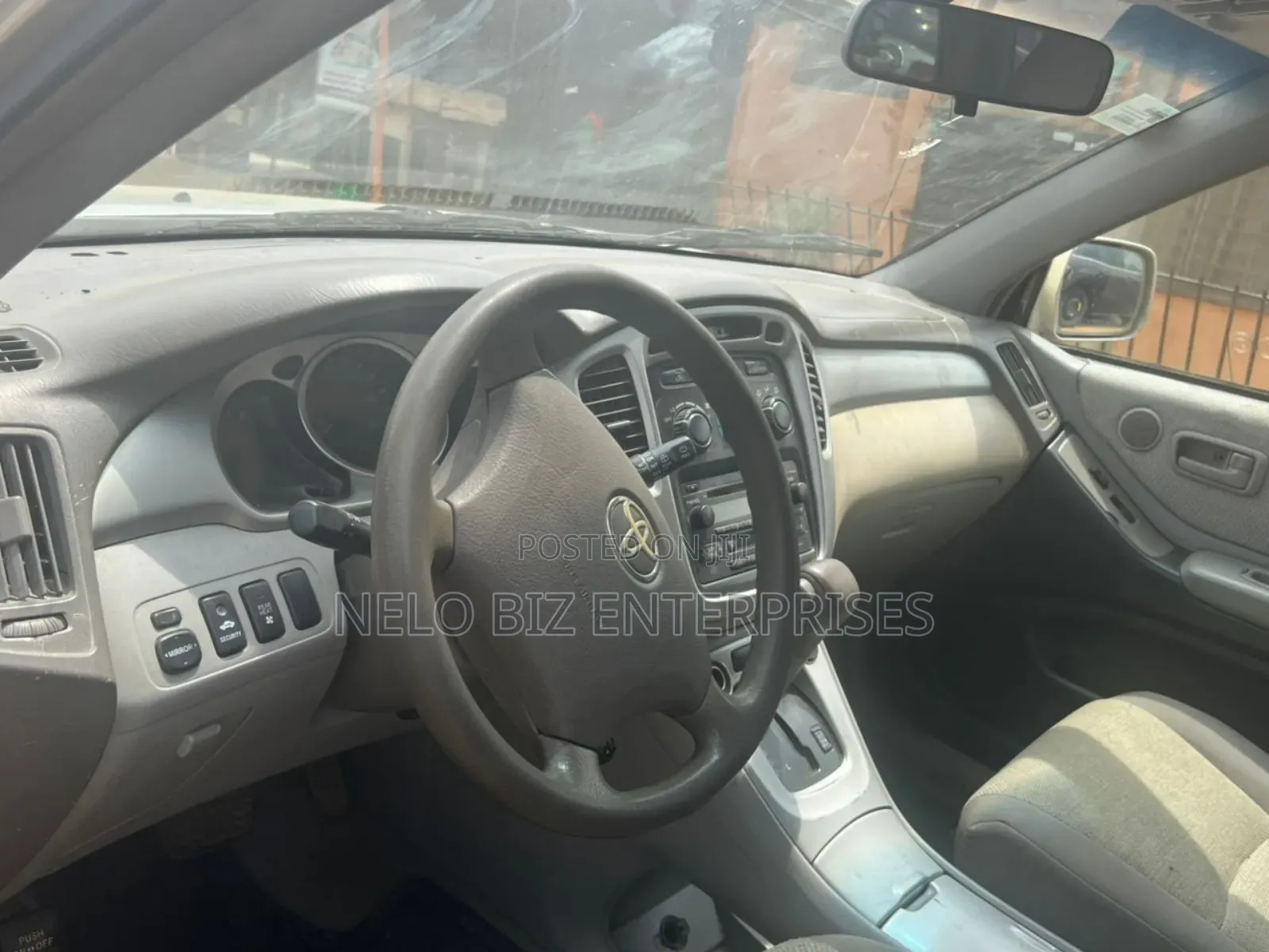 Toyota Highlander 2005 Gold
