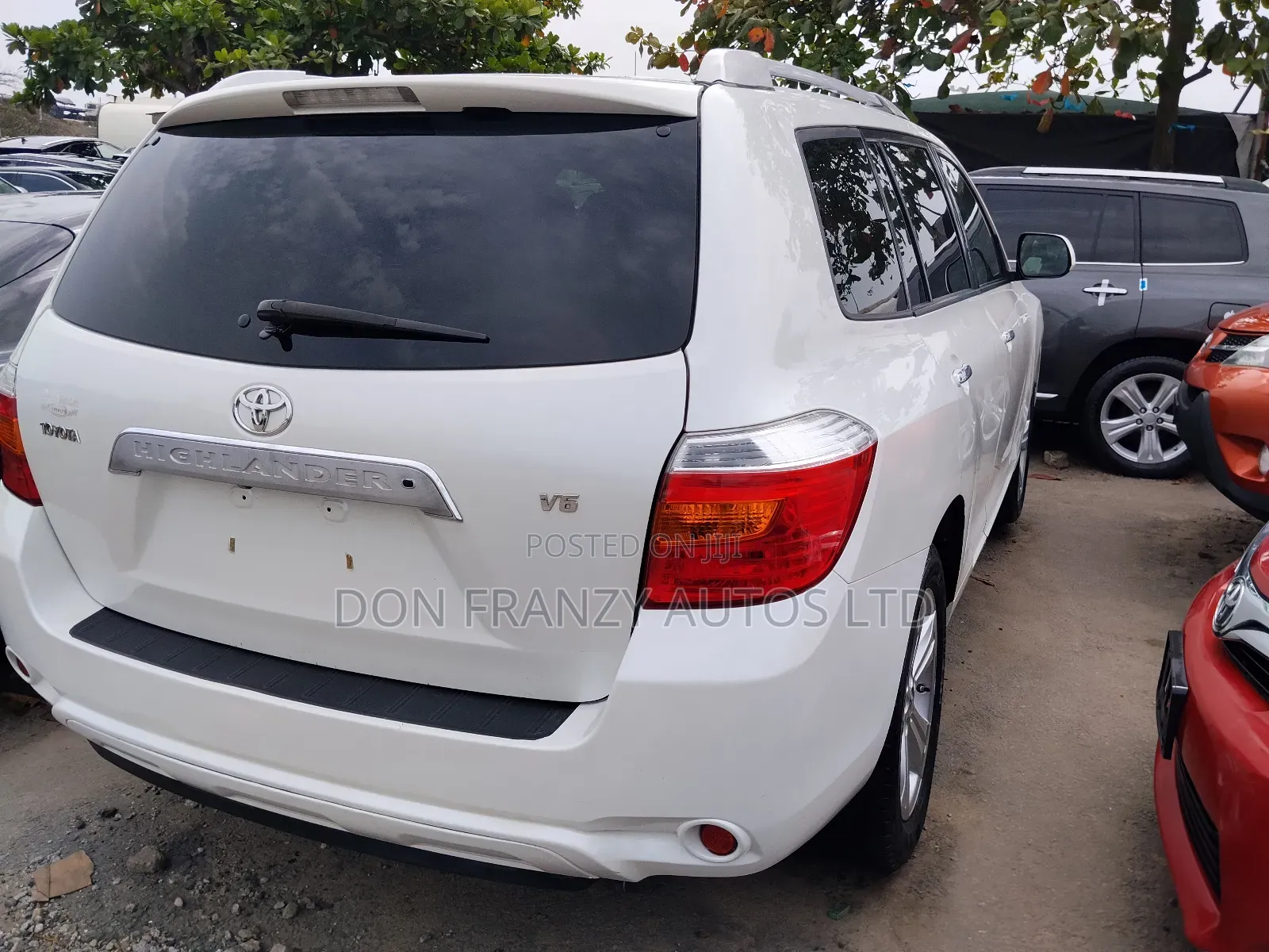 Toyota Highlander Limited 2010 White