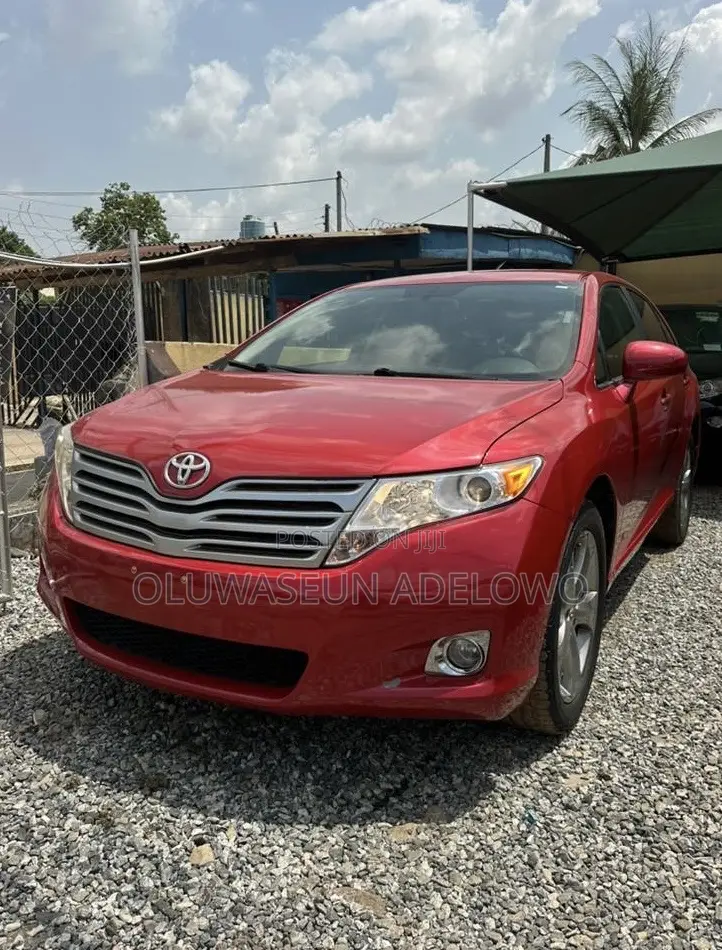 Toyota Venza 2010 Red