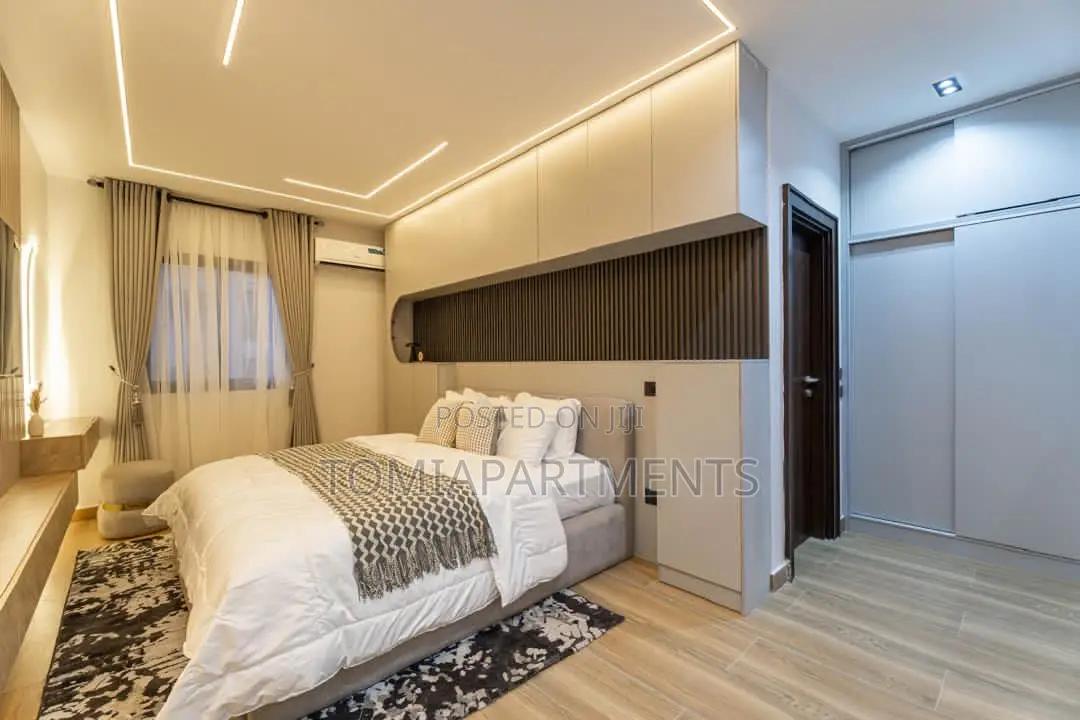 Luxurious 4 Bedroom Shortlet Smart Home With Pool, Gym Ps5 in Ikoyi