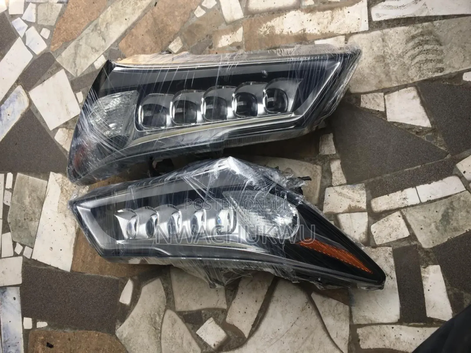 Acura MDX 016 Head Light