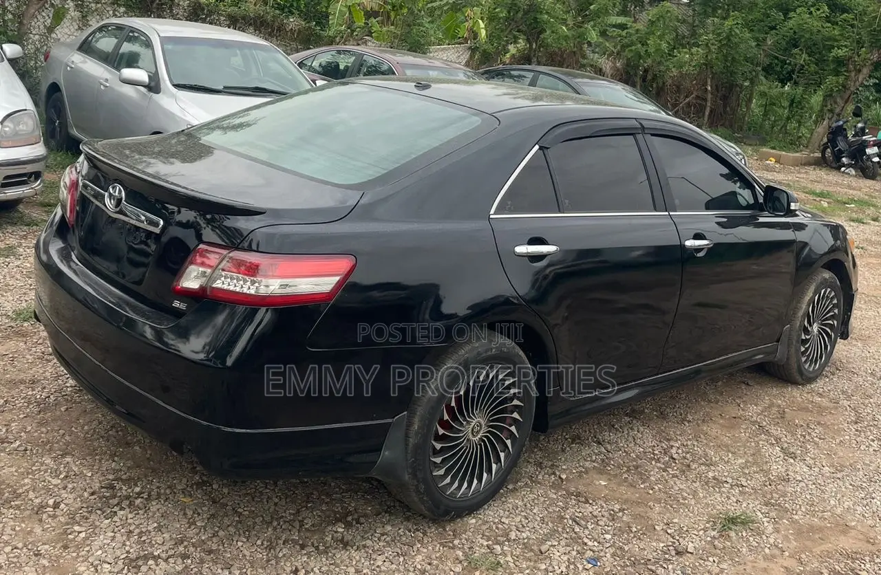 Toyota Camry 2011 Black