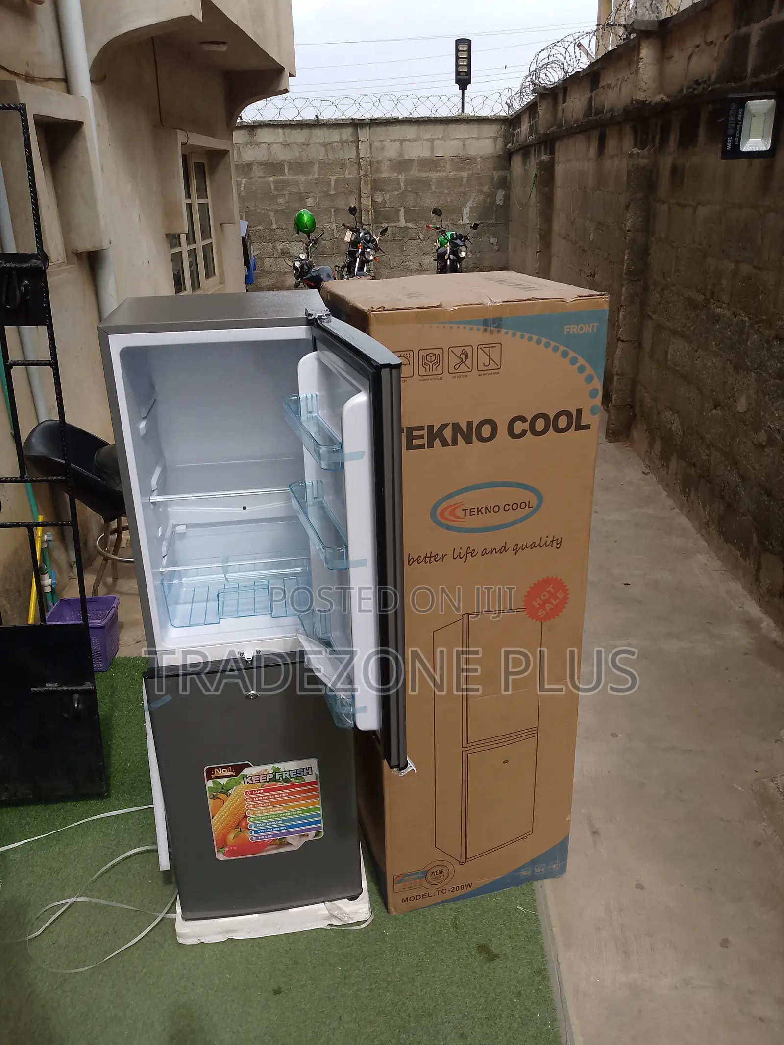 Tekno Cool 200l Fridge – Compact Efficient