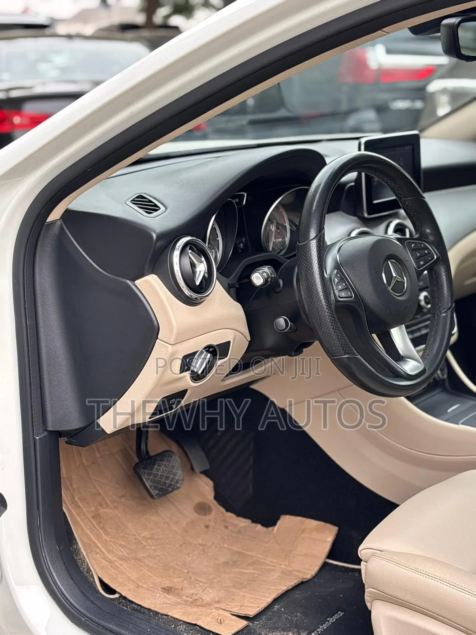Mercedes-Benz GLA 250 2017 White