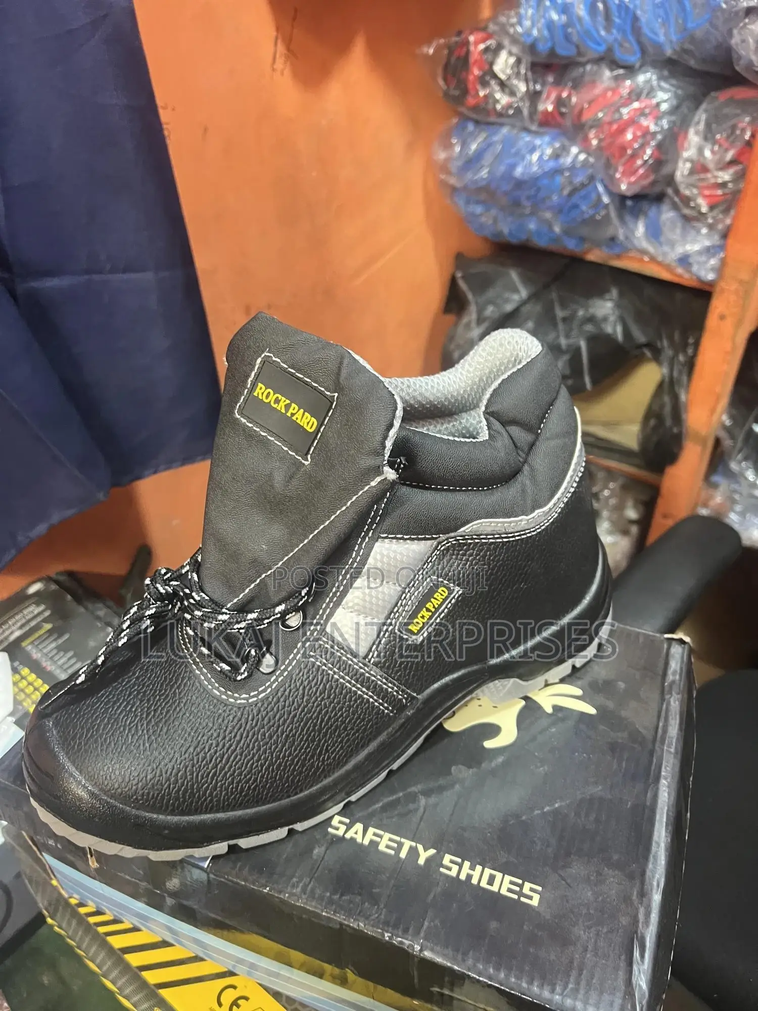 Rock Pad Safety Boot