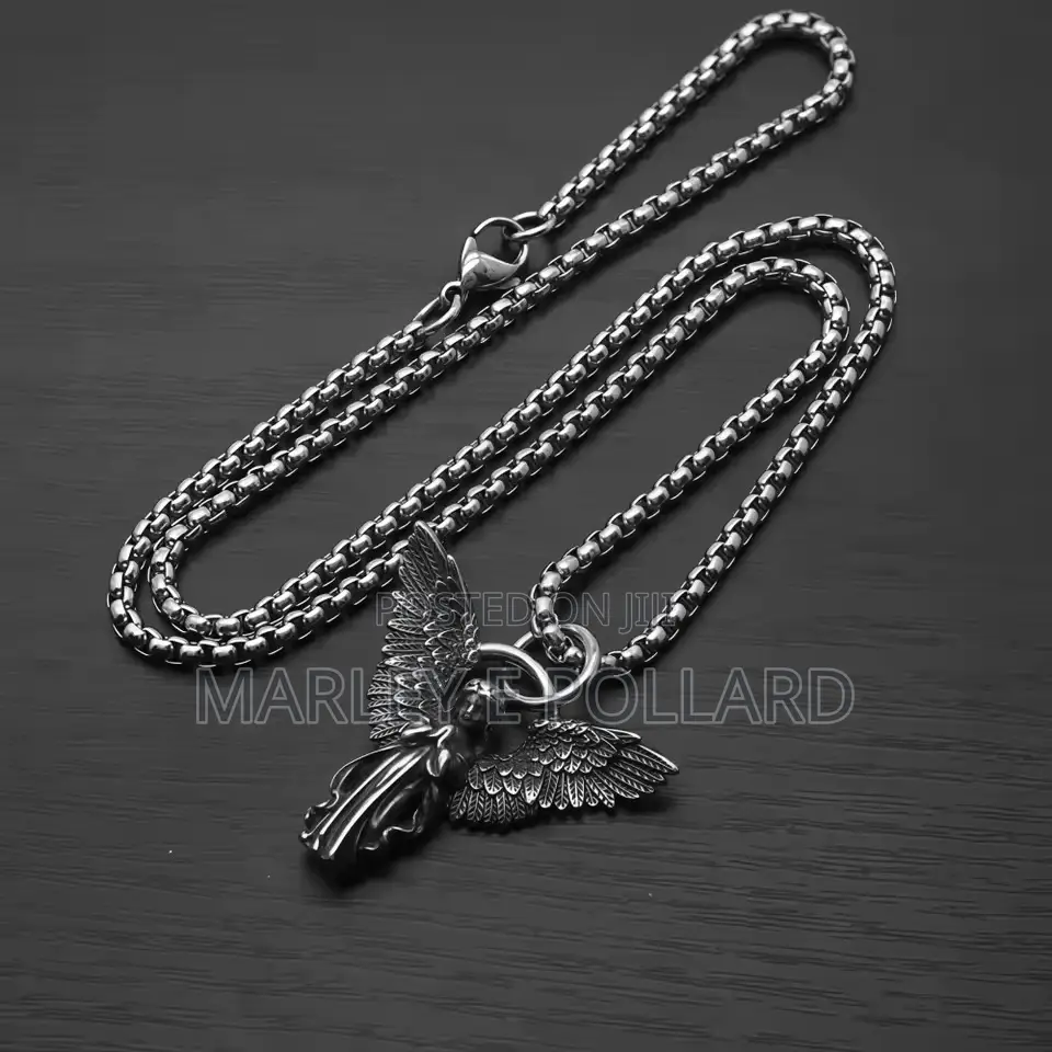 Gold Plated Quality Steel Non Tarnish Necklace Silver Gold Pendant