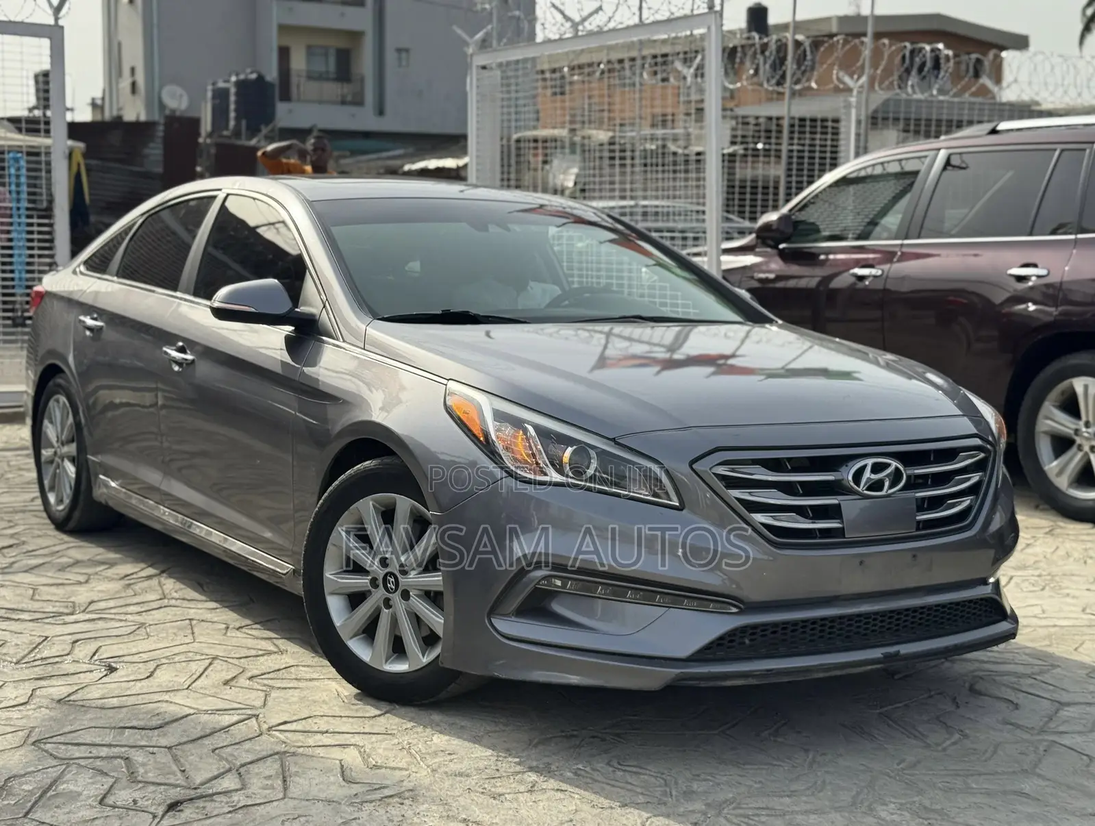 Hyundai Sonata Limited Sedan FWD (2.4L 4cyl 6A) 2016 Gray