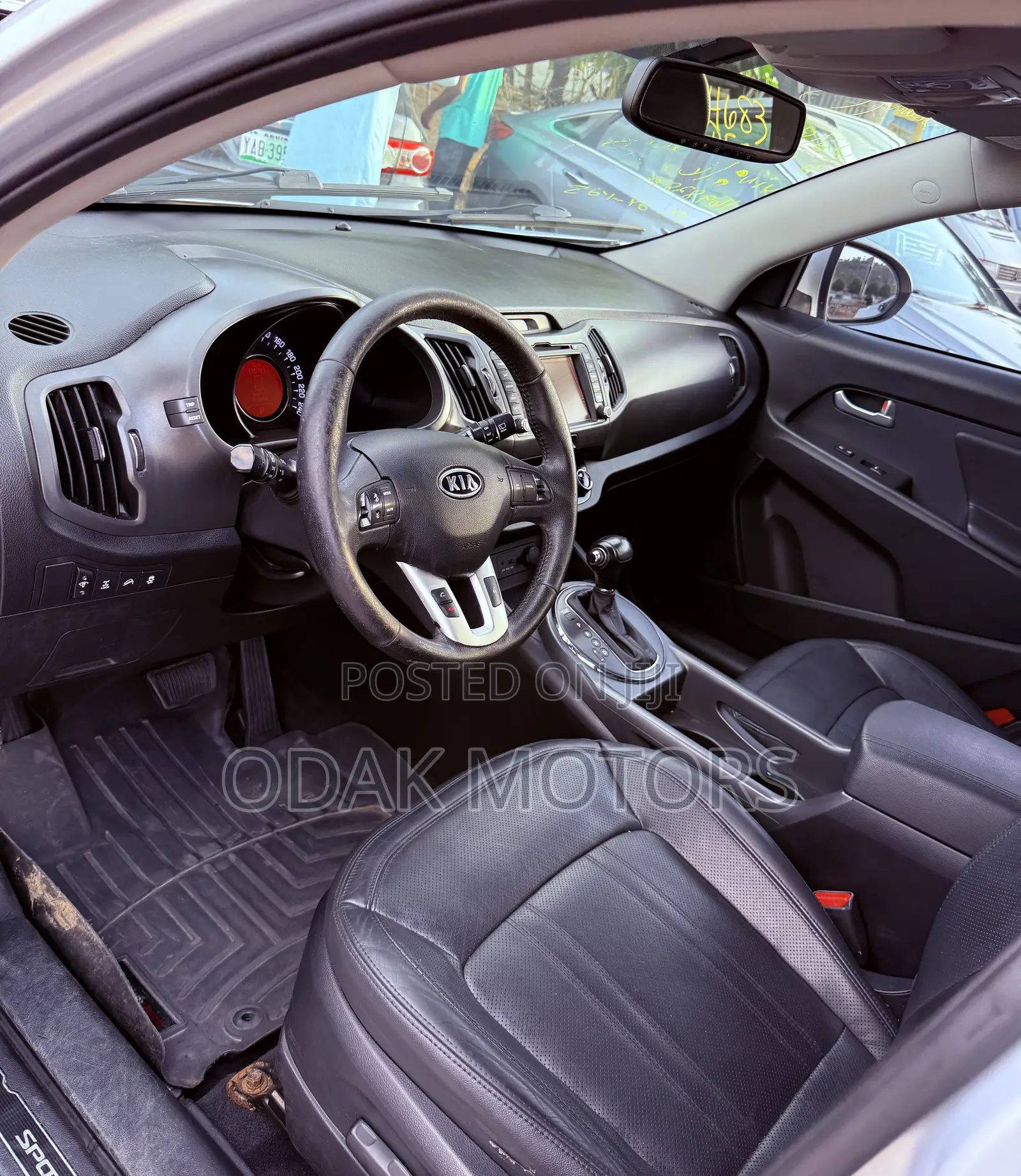 Kia Sportage SX 4dr SUV AWD (2.0L 4cyl 6A) 2011 Silver
