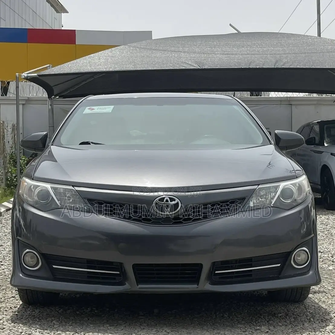 Toyota Camry 2014