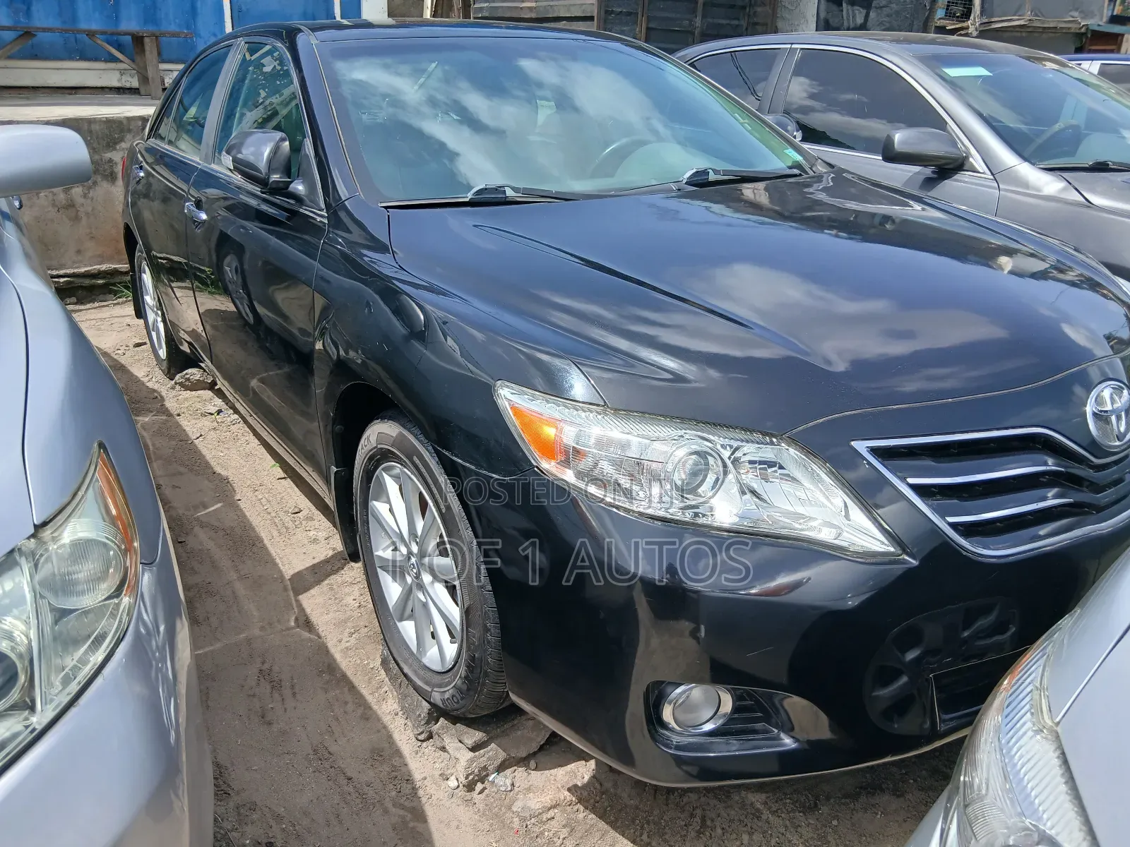 Toyota Camry XLE V6 4dr Sedan (3.5L 6cyl 6AM) 2010 Black