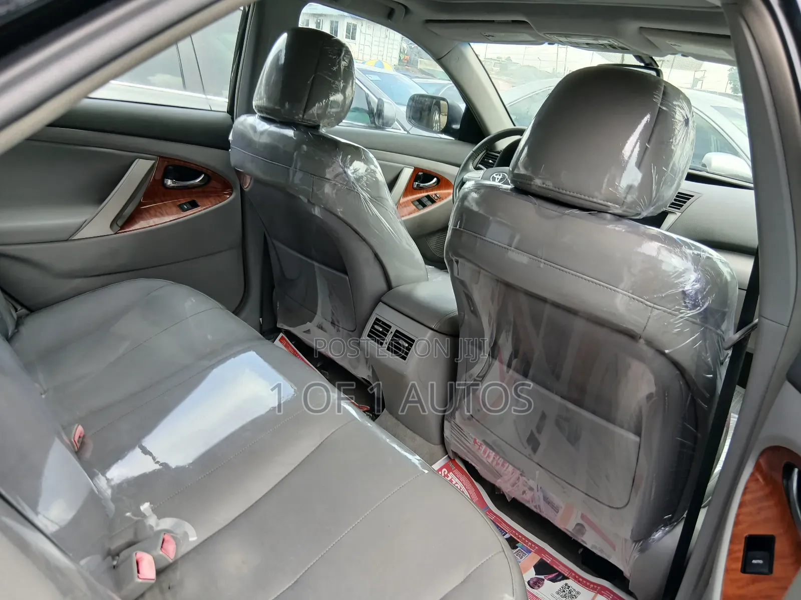 Toyota Camry XLE V6 4dr Sedan (3.5L 6cyl 6AM) 2010 Black
