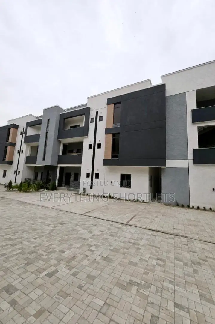 3bdrm Apartment in Life Camp for sale