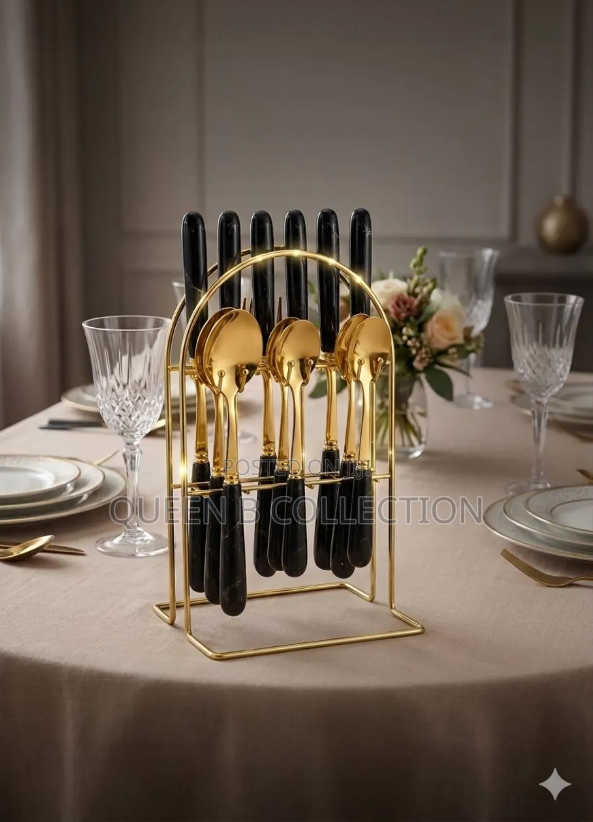 24 Pieces Cutlery Set.