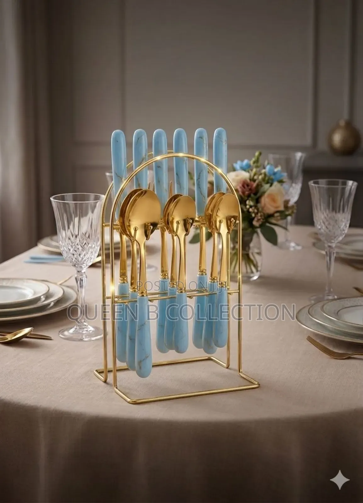 24 Pieces Cutlery Set.