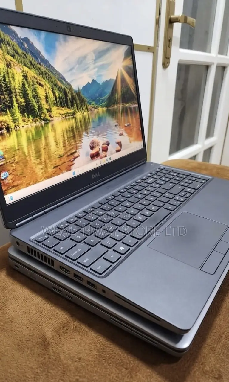 New Laptop Dell Precision 7550 16GB Intel Core i7 SSD 512GB