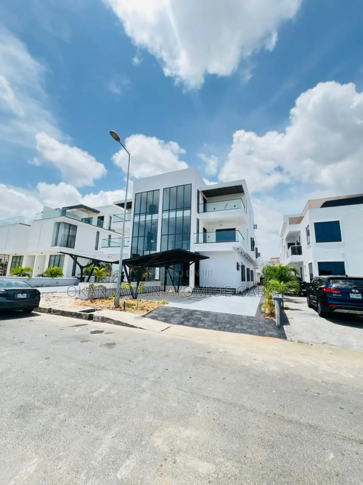 5bdrm Duplex in Ikate for sale
