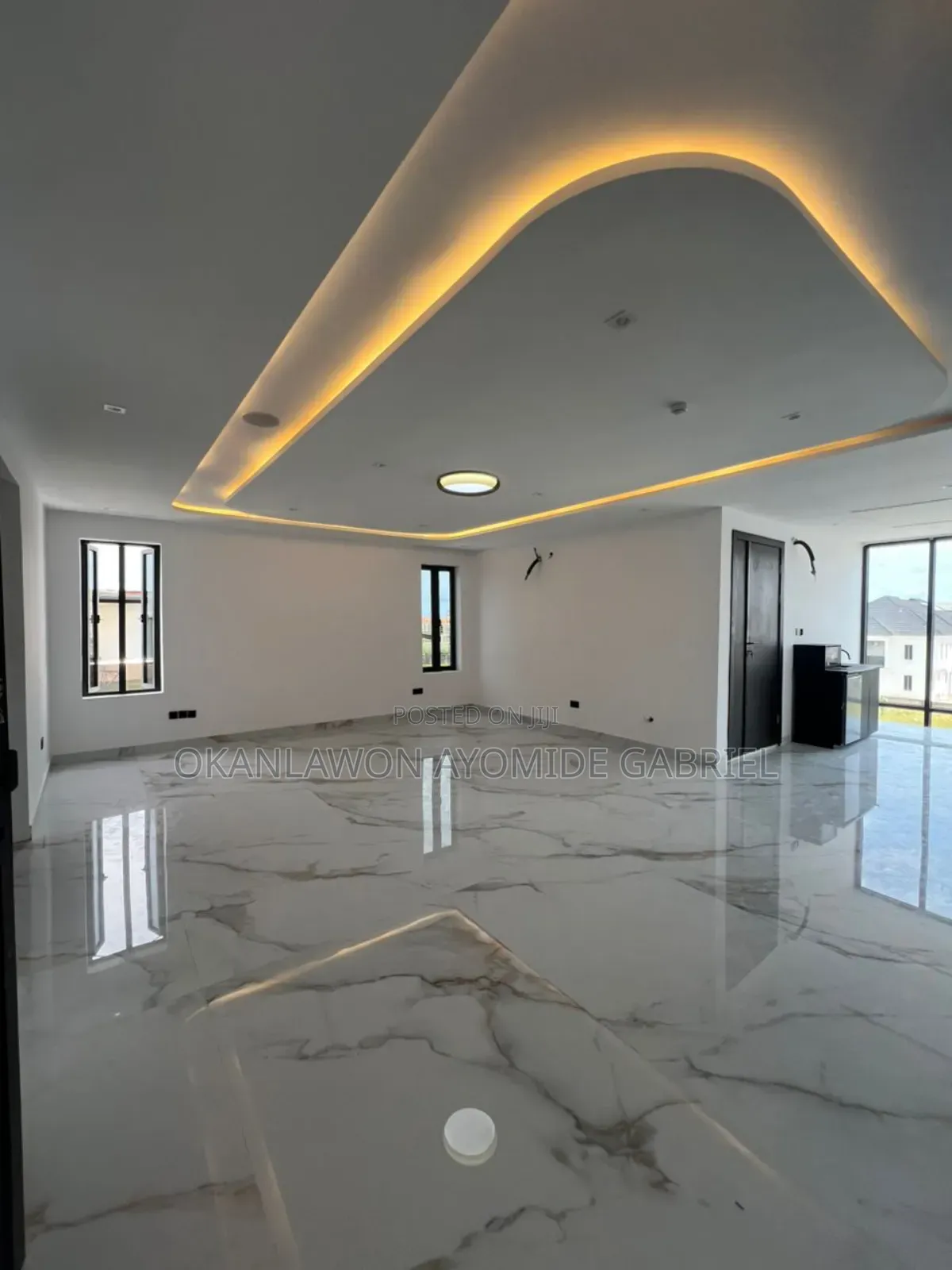 5bdrm Duplex in Ikate for sale