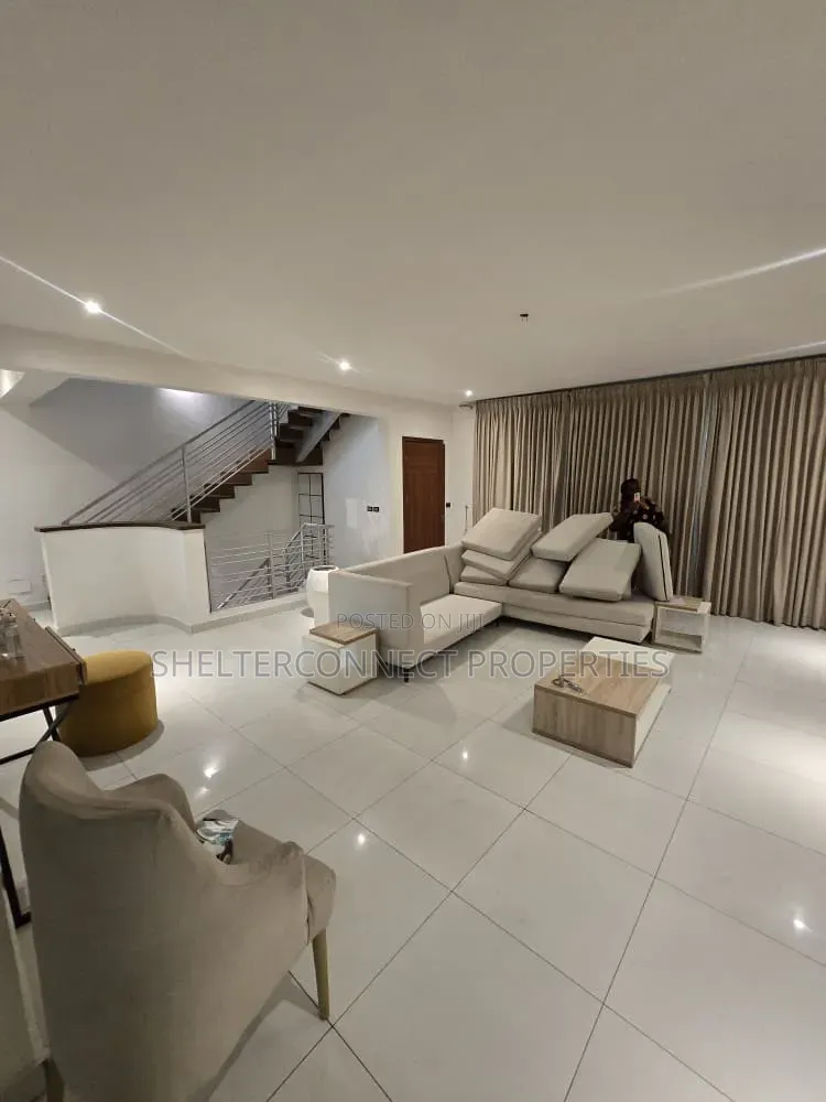 4bdrm Duplex in Ikate for sale