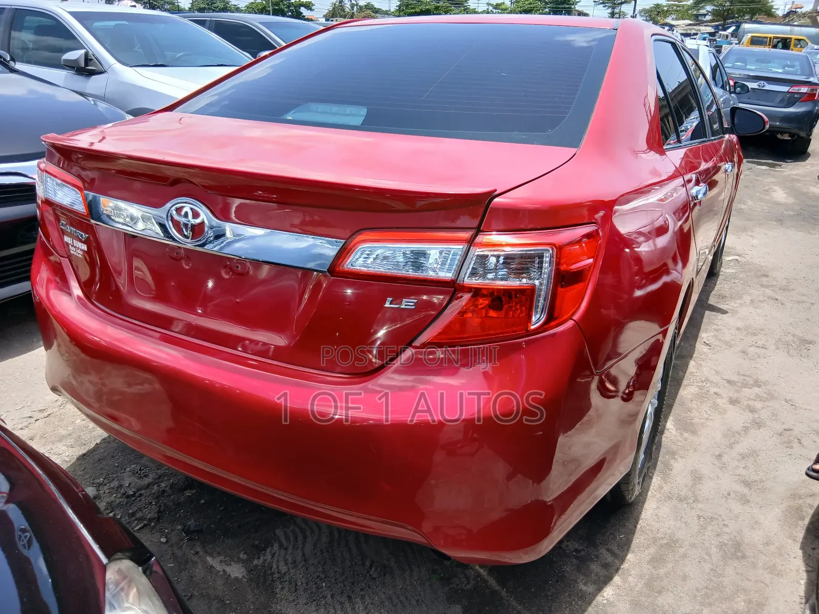 Toyota Camry LE 4dr Sedan (2.5L 4cyl 6A) 2012 Red