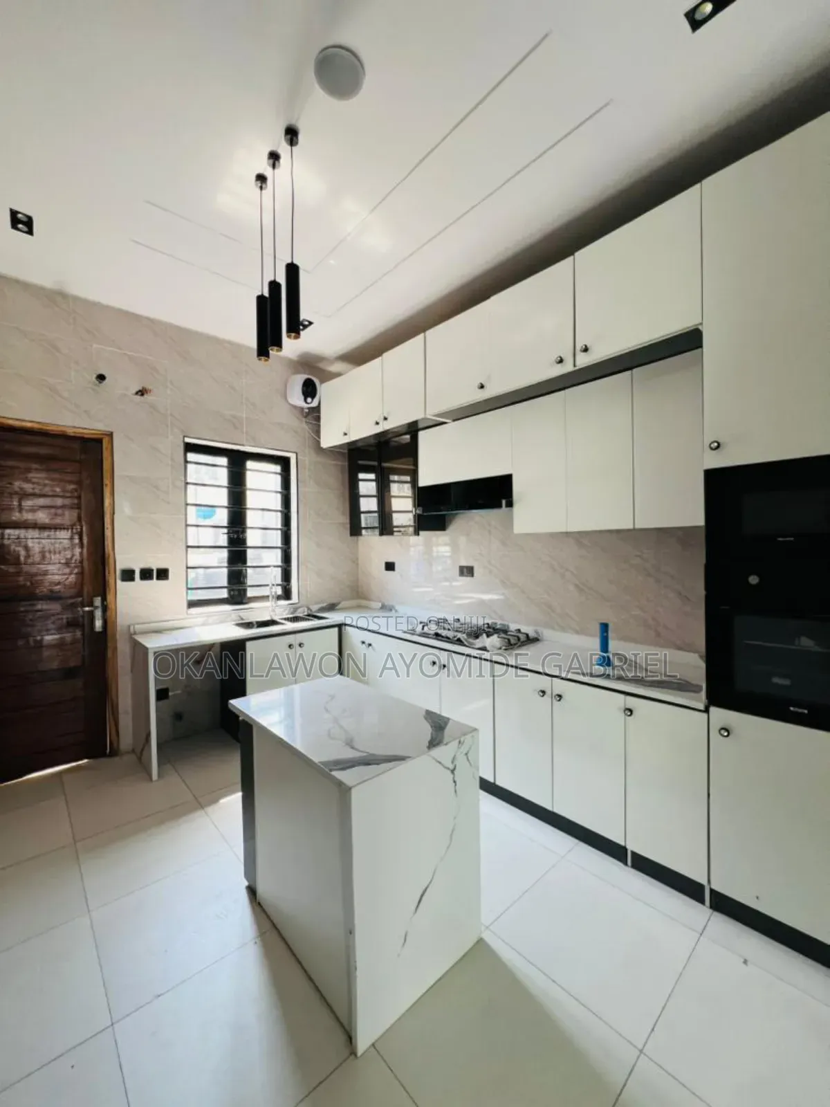 4bdrm Duplex in Ikota for sale