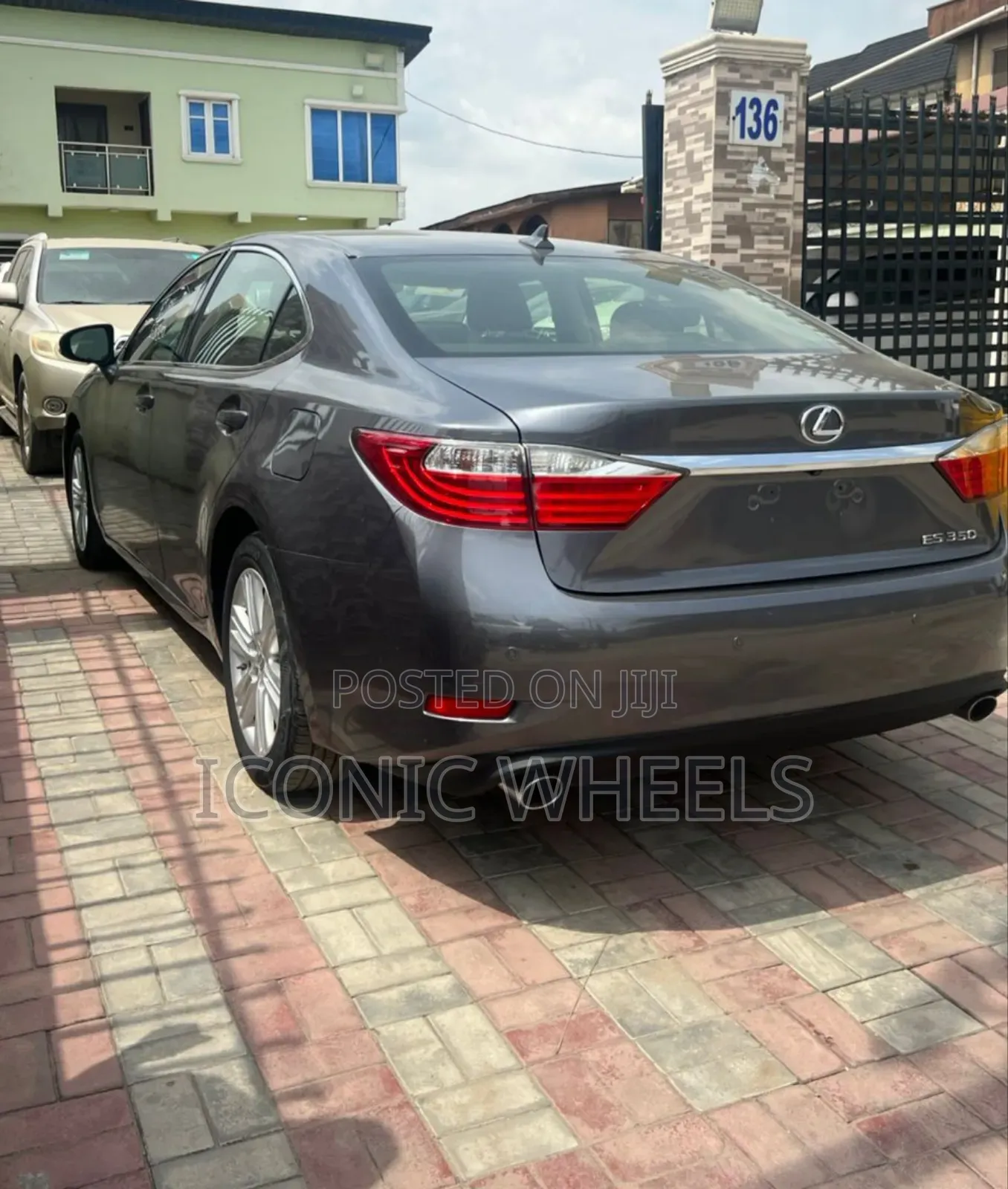 Lexus ES 2013 Gray