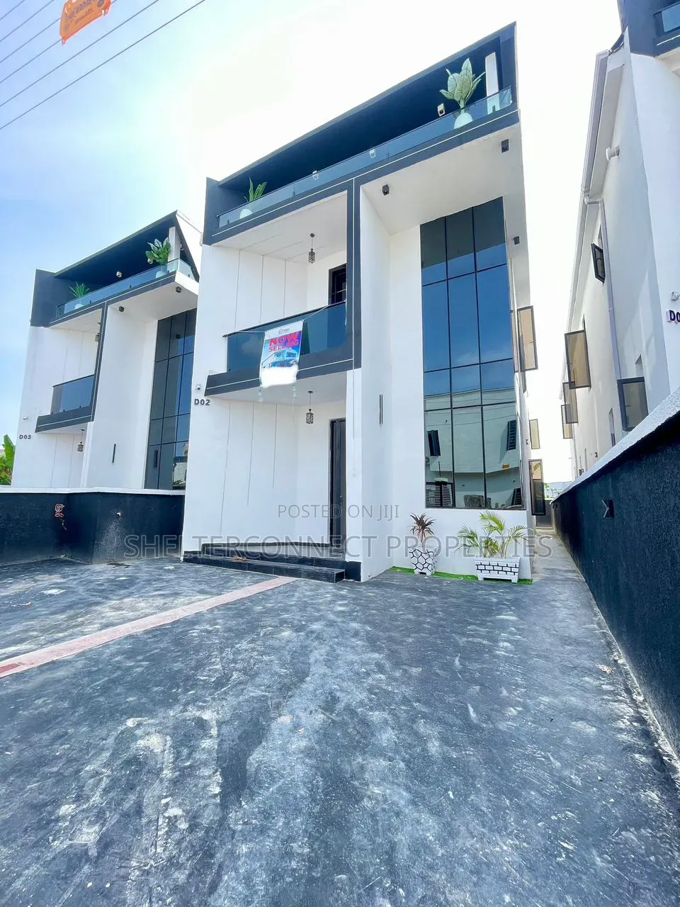 4bdrm Duplex in Ado / Ajah for sale