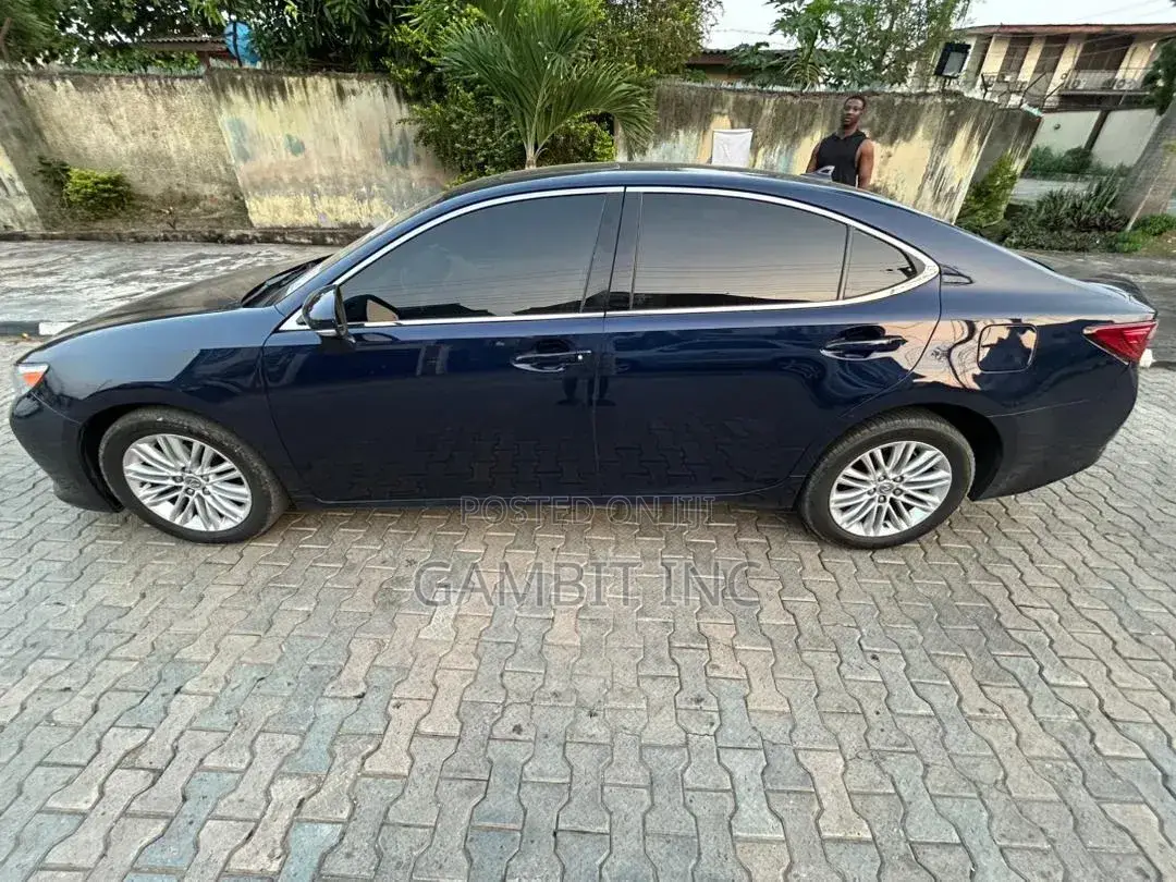 Lexus ES 350 FWD 2013 Blue