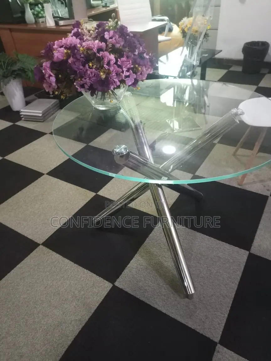 Quality Round Dining Glass Table