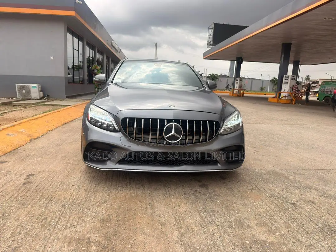 Mercedes-Benz C300 2019 Gray