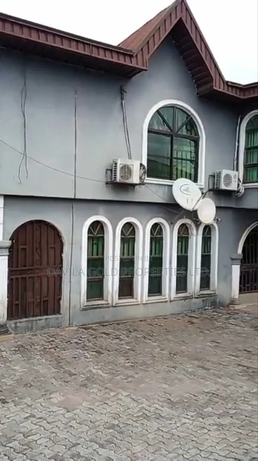 6bdrm Duplex in Benin City for sale
