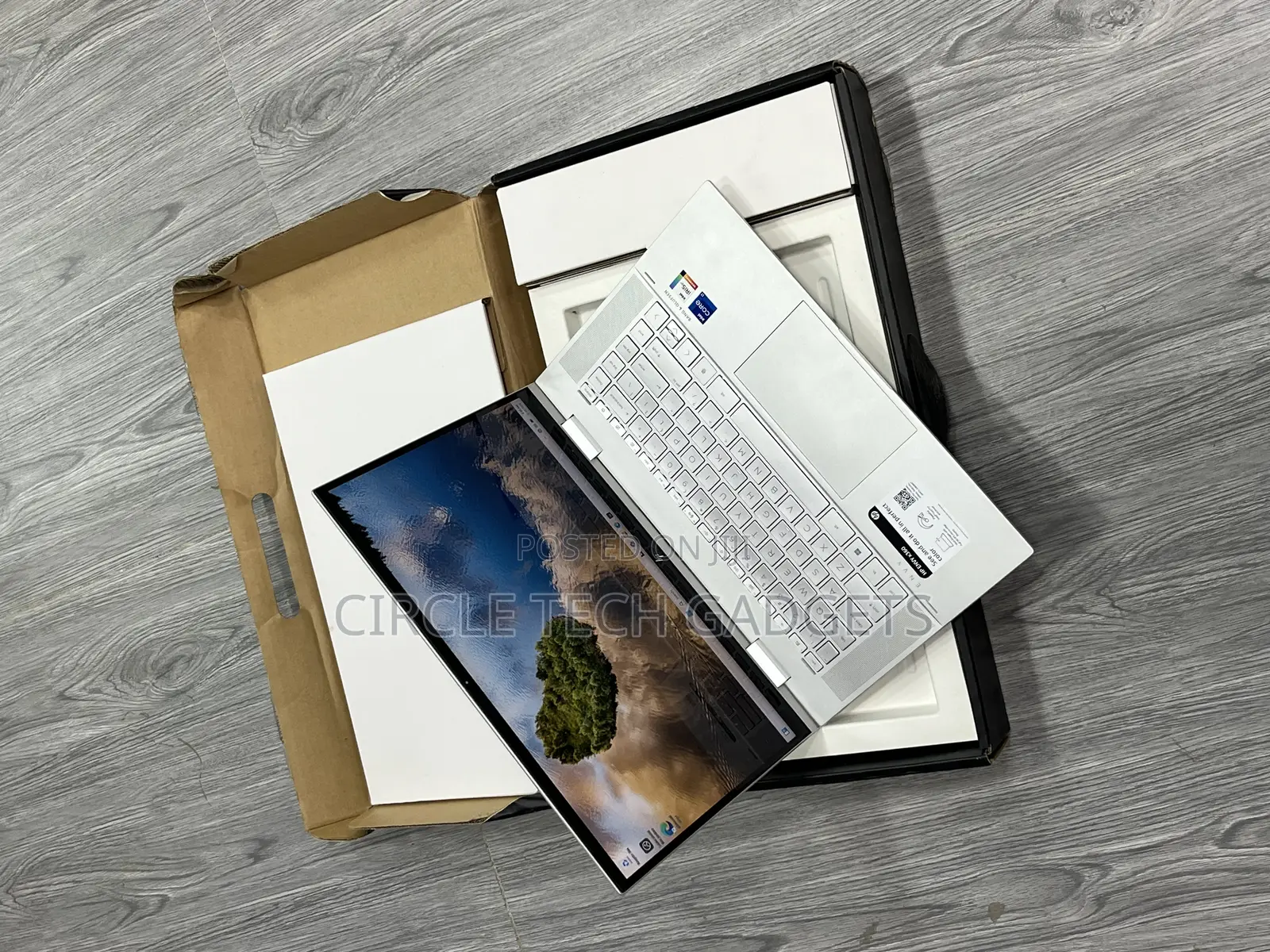 Laptop HP Envy x360 Convertible 15 es2xx 16GB Intel Core i7 SSD 512GB