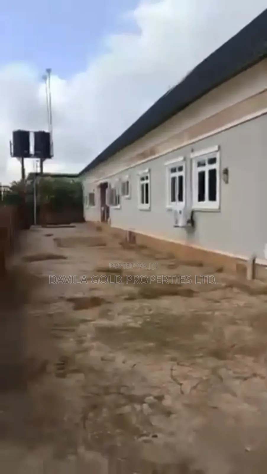 6bdrm Block of Flats in Benin City for sale