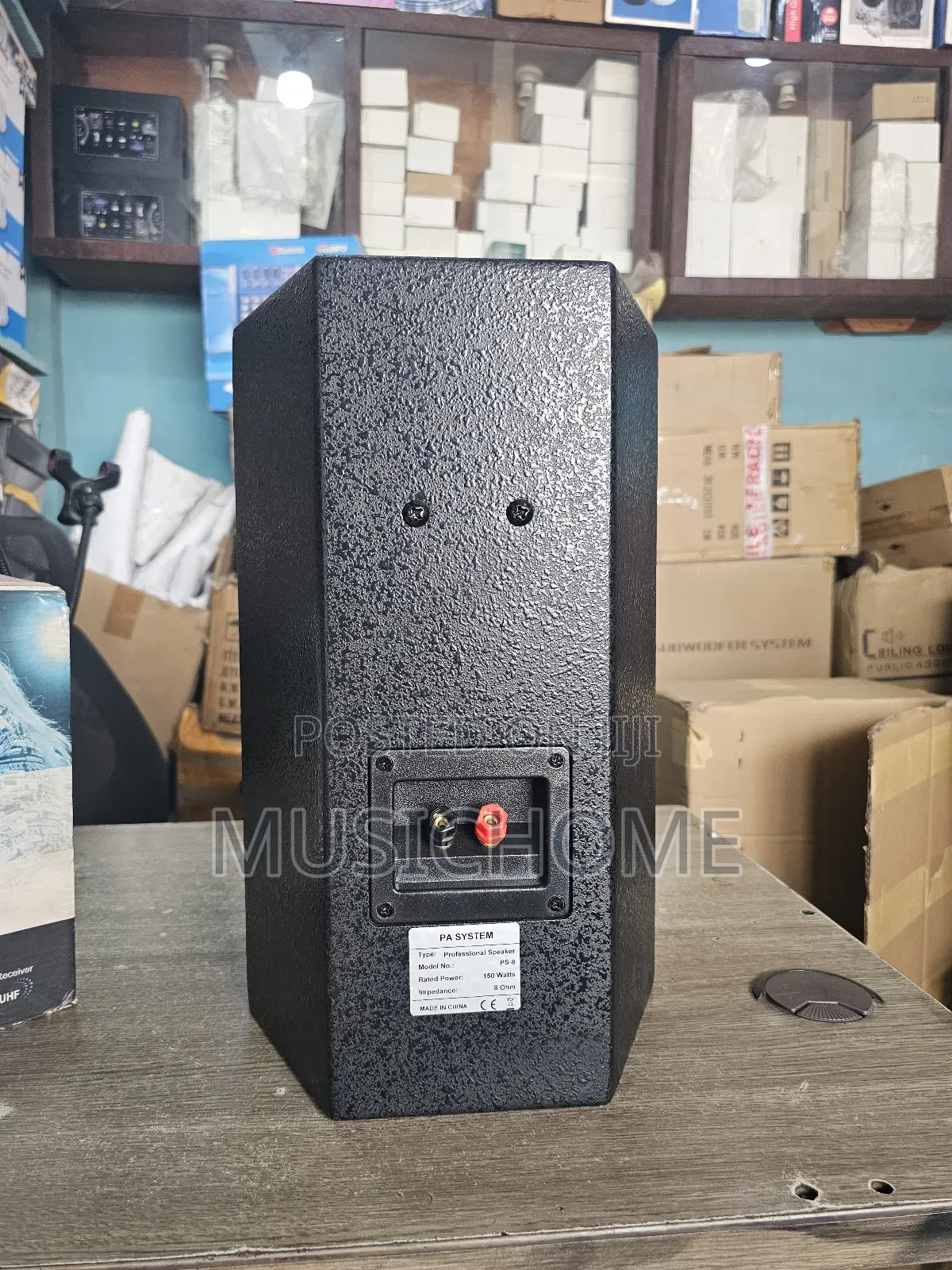 Professional 8" Portable and Powerful Speakers for Restaurant / Bar .