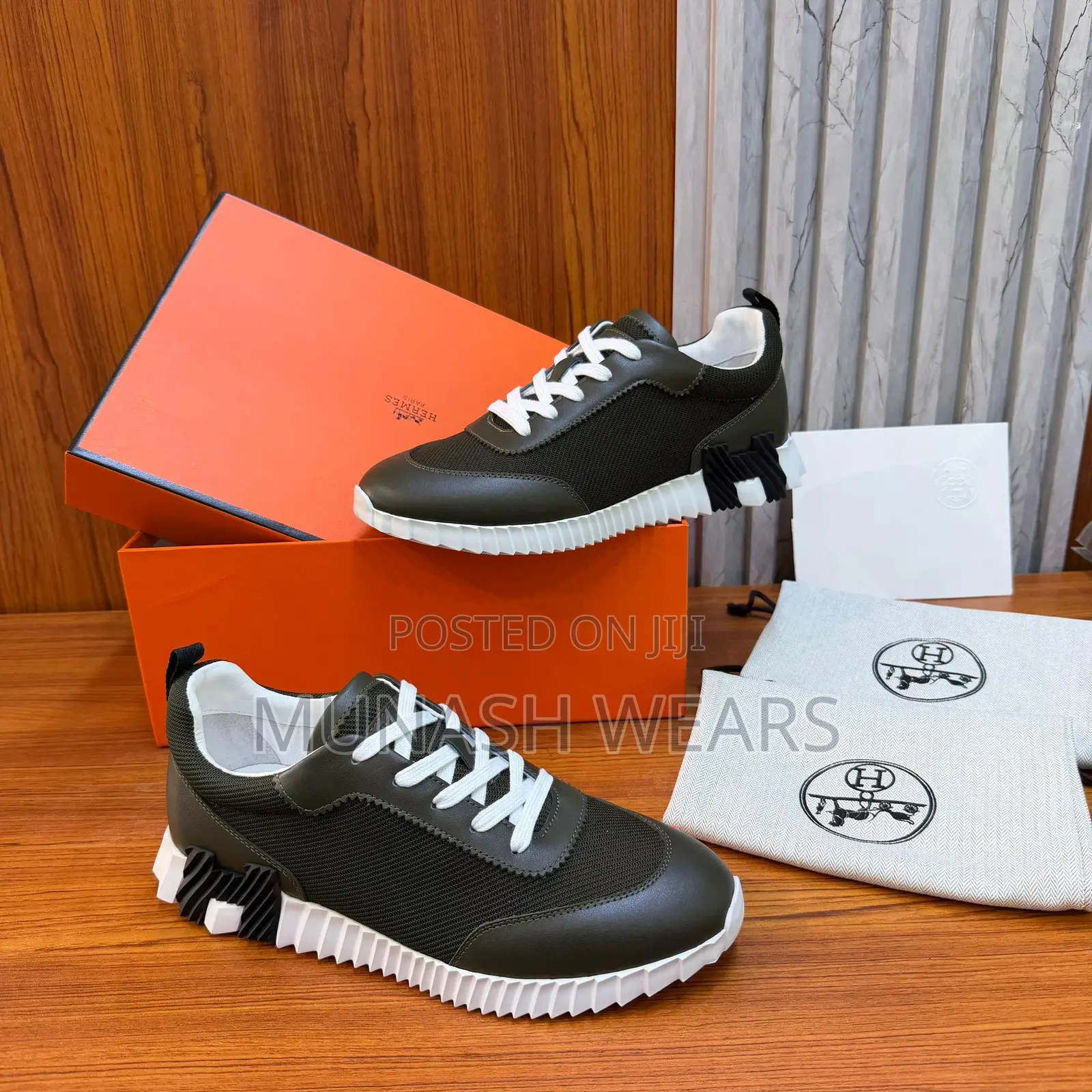 Hermes Sneakers 40-46 Available in Black and Ash